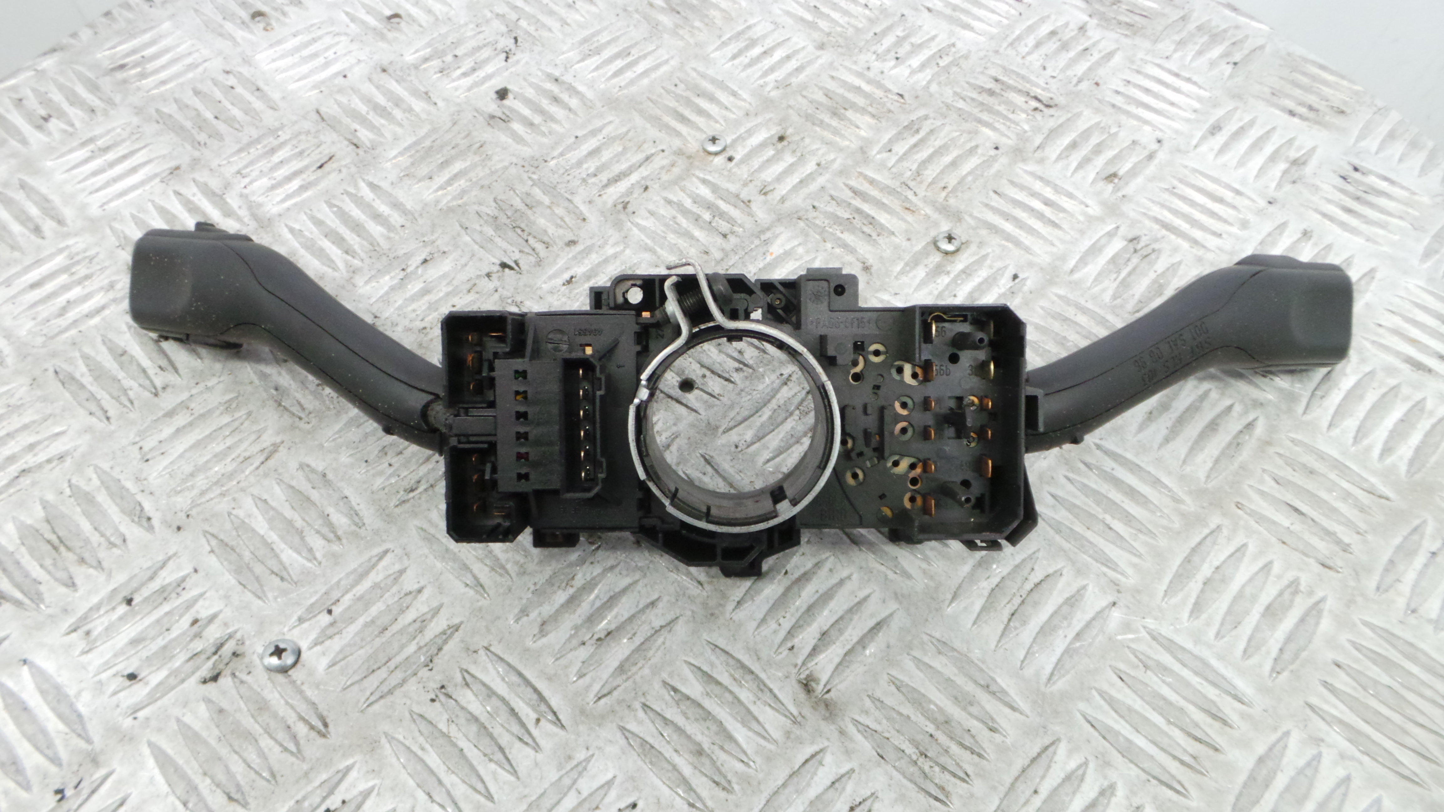 Manete / Comando dos Piscas 8L0953513G - SKODA FABIA I (6Y2)-36270170