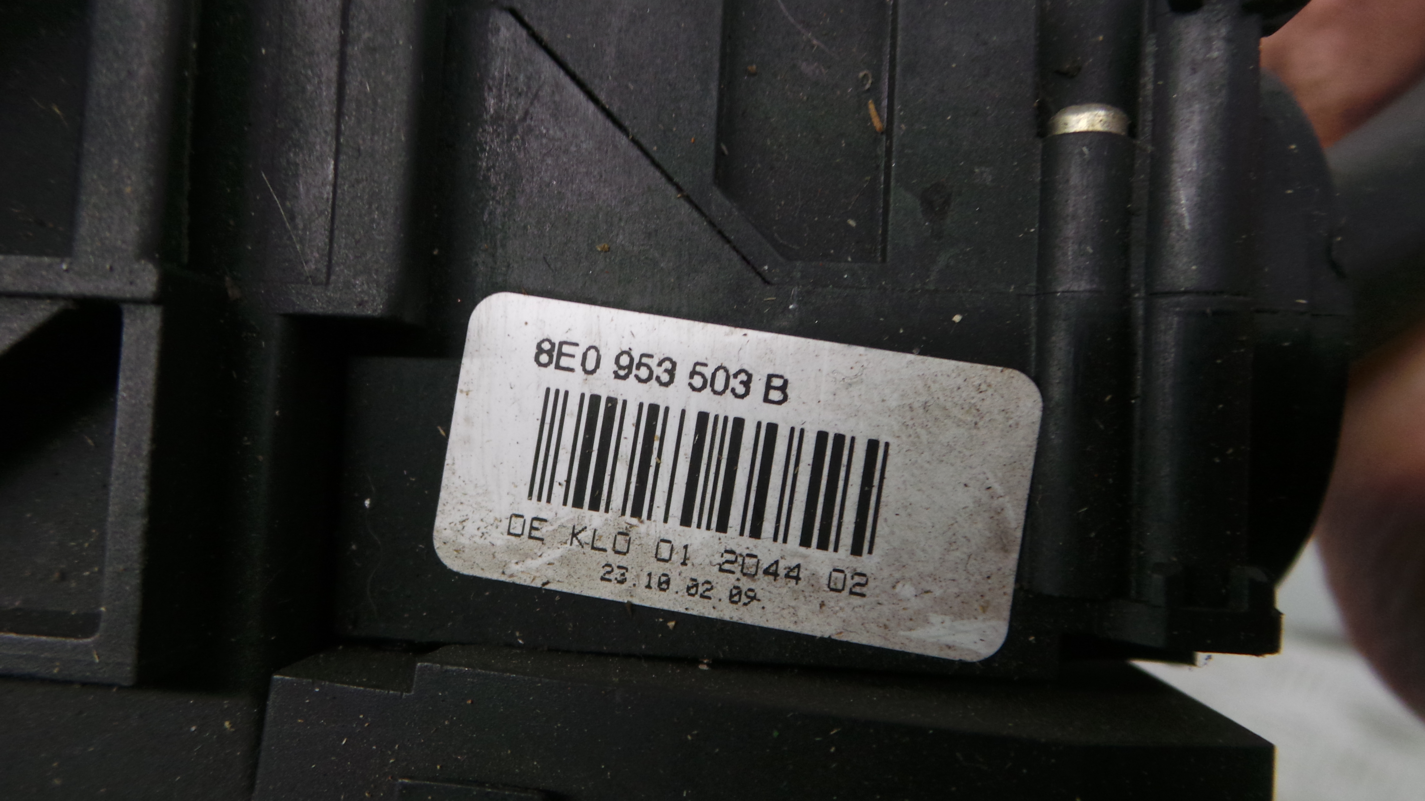 Manete / Comando dos Piscas 8E0953549F - AUDI A4 B6 (8E2)-36270174