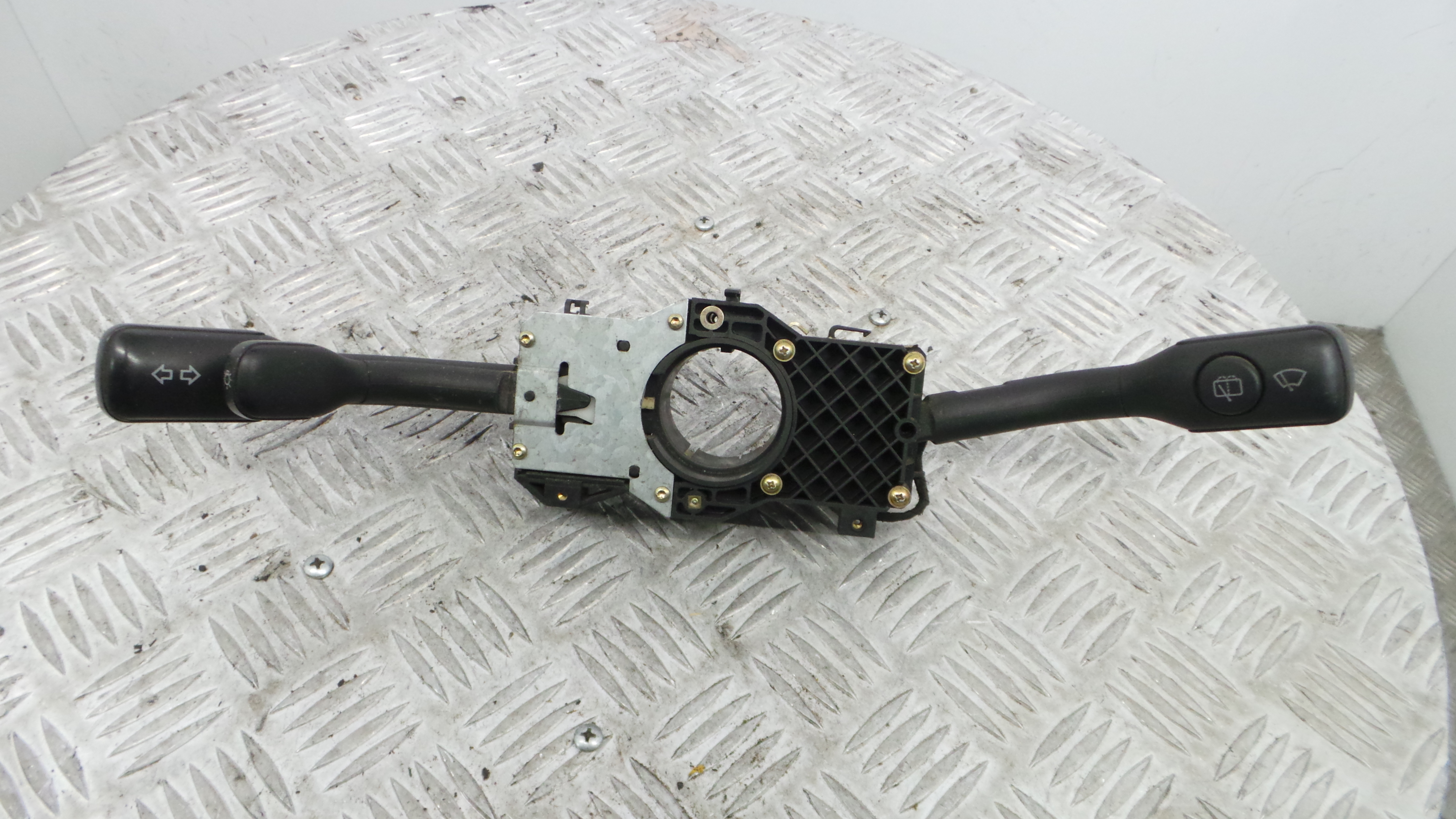 Manete / Comando dos Piscas 4D0953513 - AUDI A4 B5 Avant (8D5)-36270199