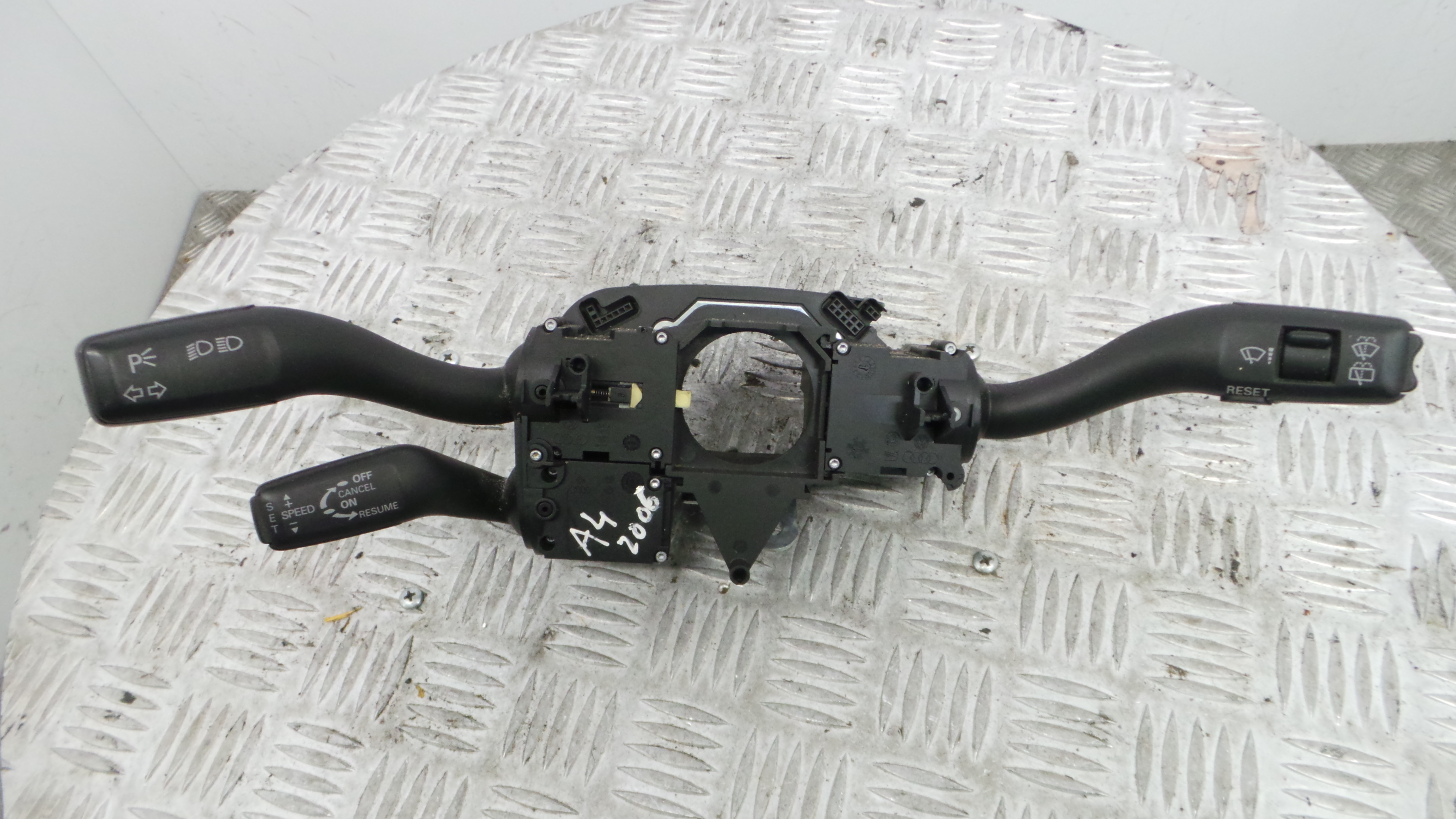 Manete / Comando dos Piscas 8E0953549Q - AUDI A4 B7 (8EC)-36270250