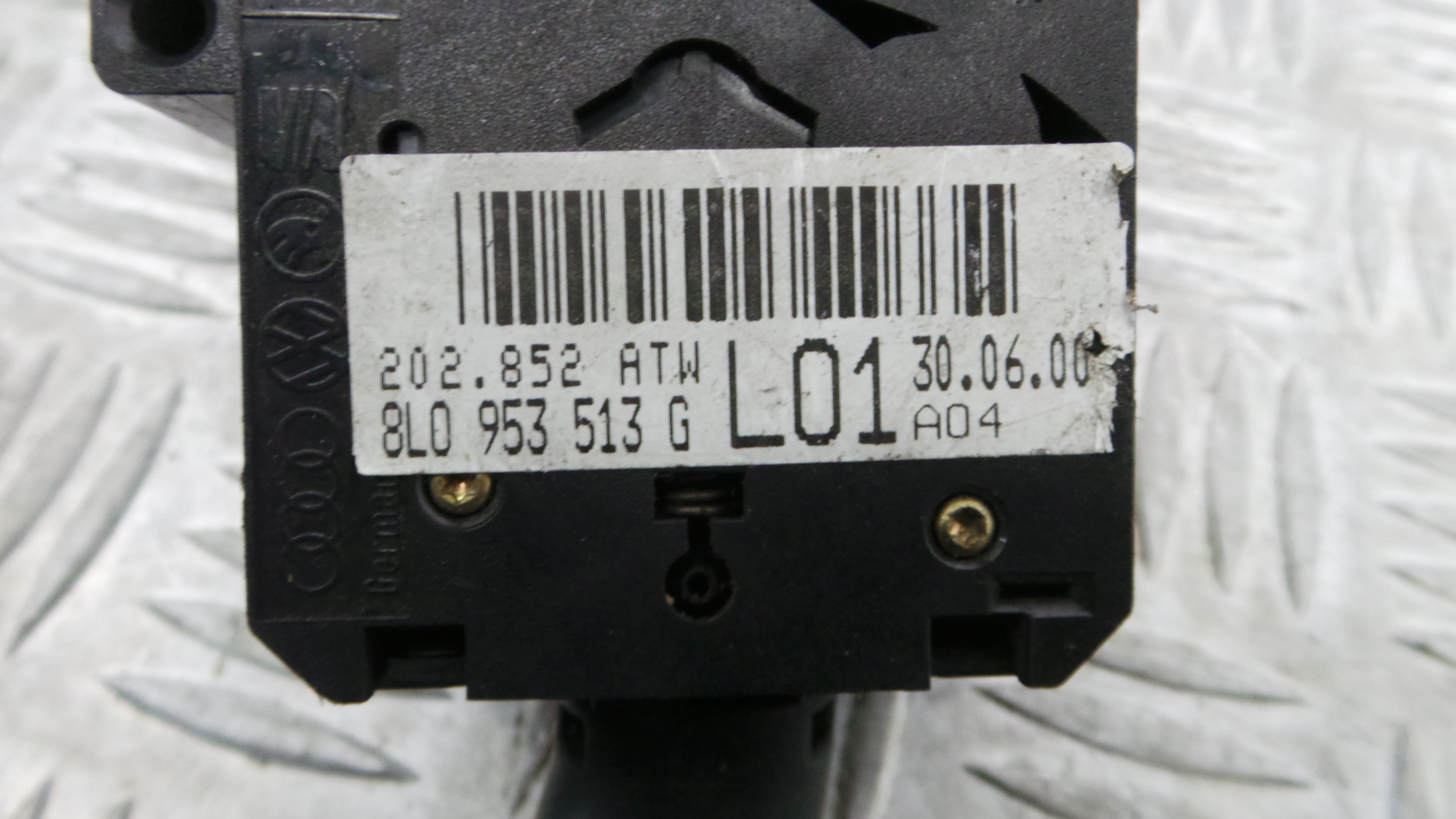 Manete / Comando dos Piscas 8L0953513G - VW GOLF IV (1J1), GOLF Mk IV (1J1)-36270278