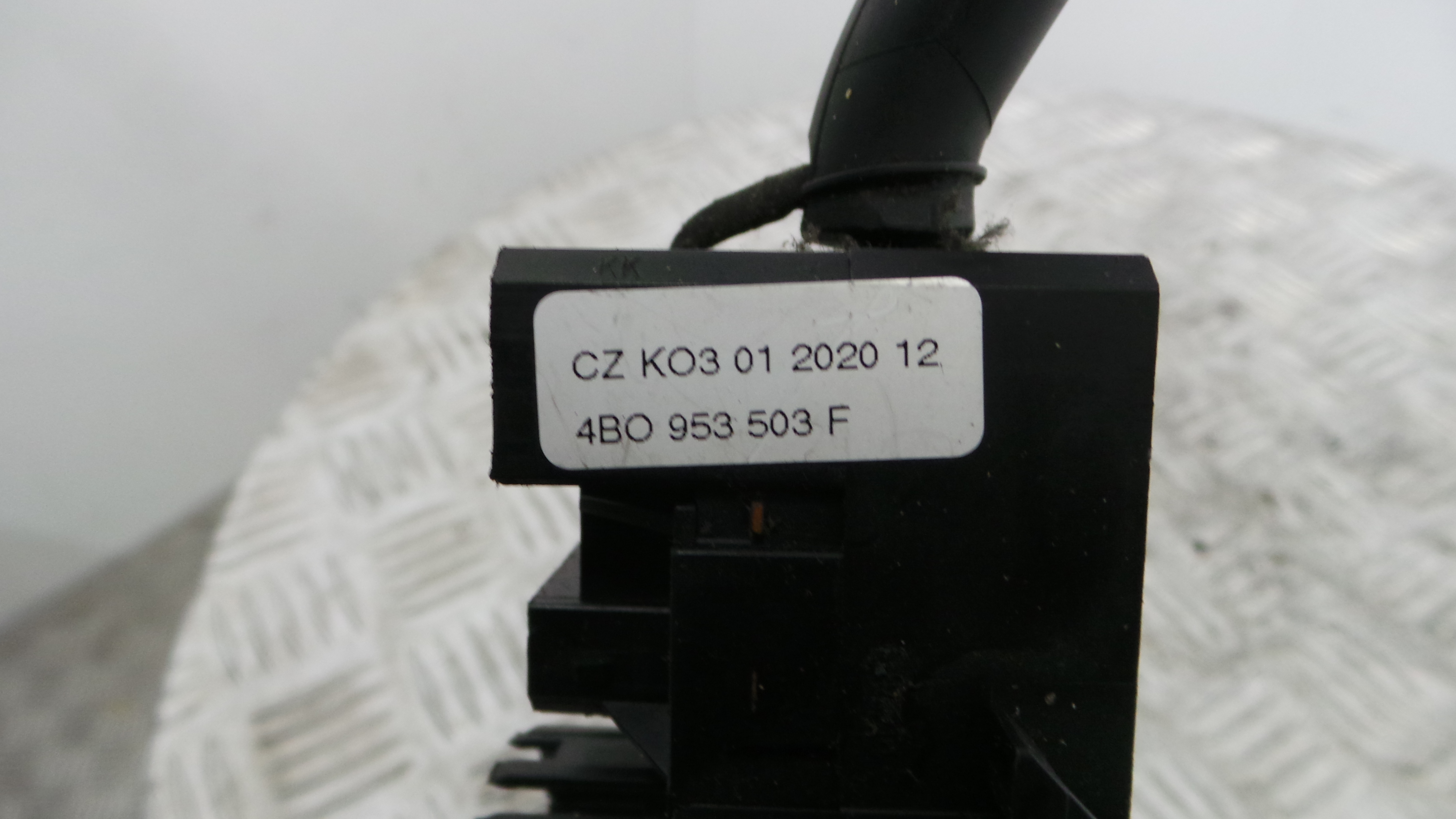 Manete / Comando dos Piscas 8L0953513G - AUDI A3 (8L1)-36270328