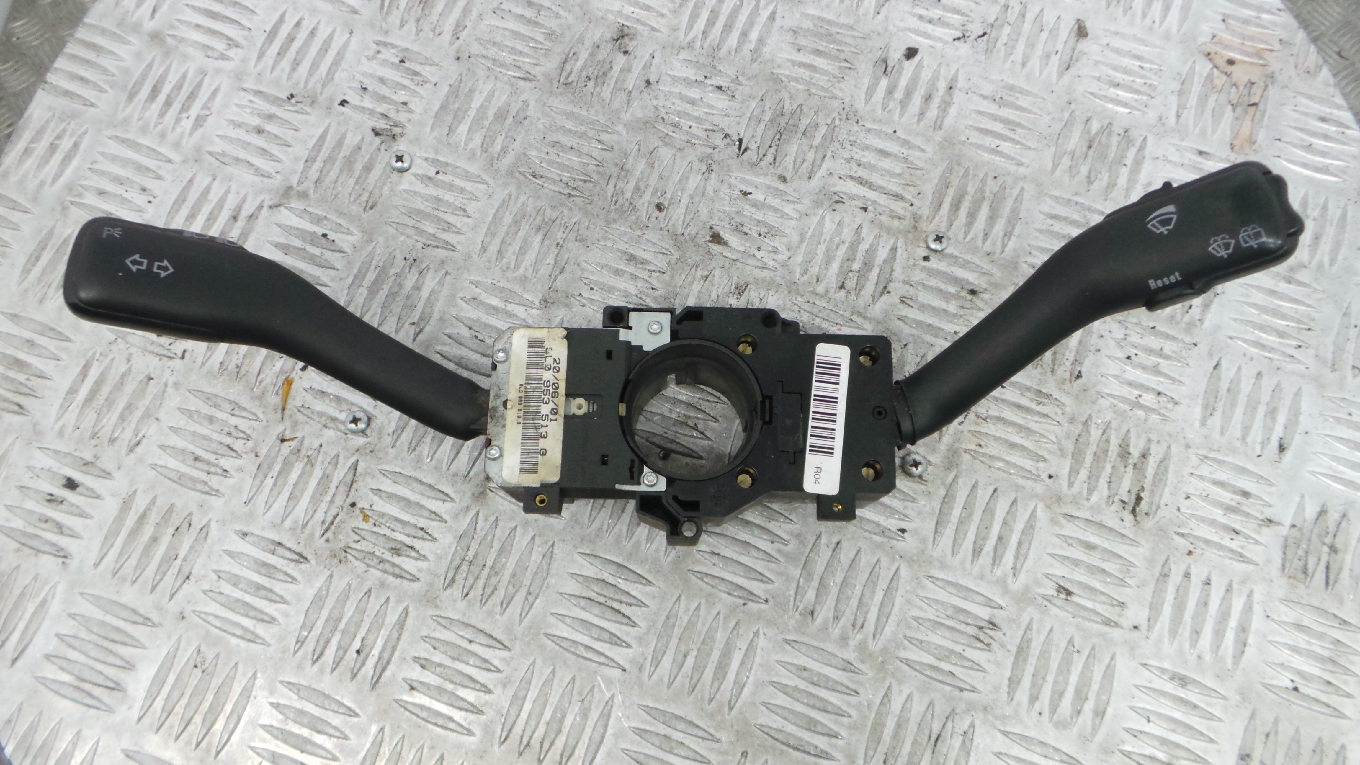 Manete / Comando dos Piscas 8L0953513G - VW GOLF IV (1J1), GOLF Mk IV (1J1)-36270335