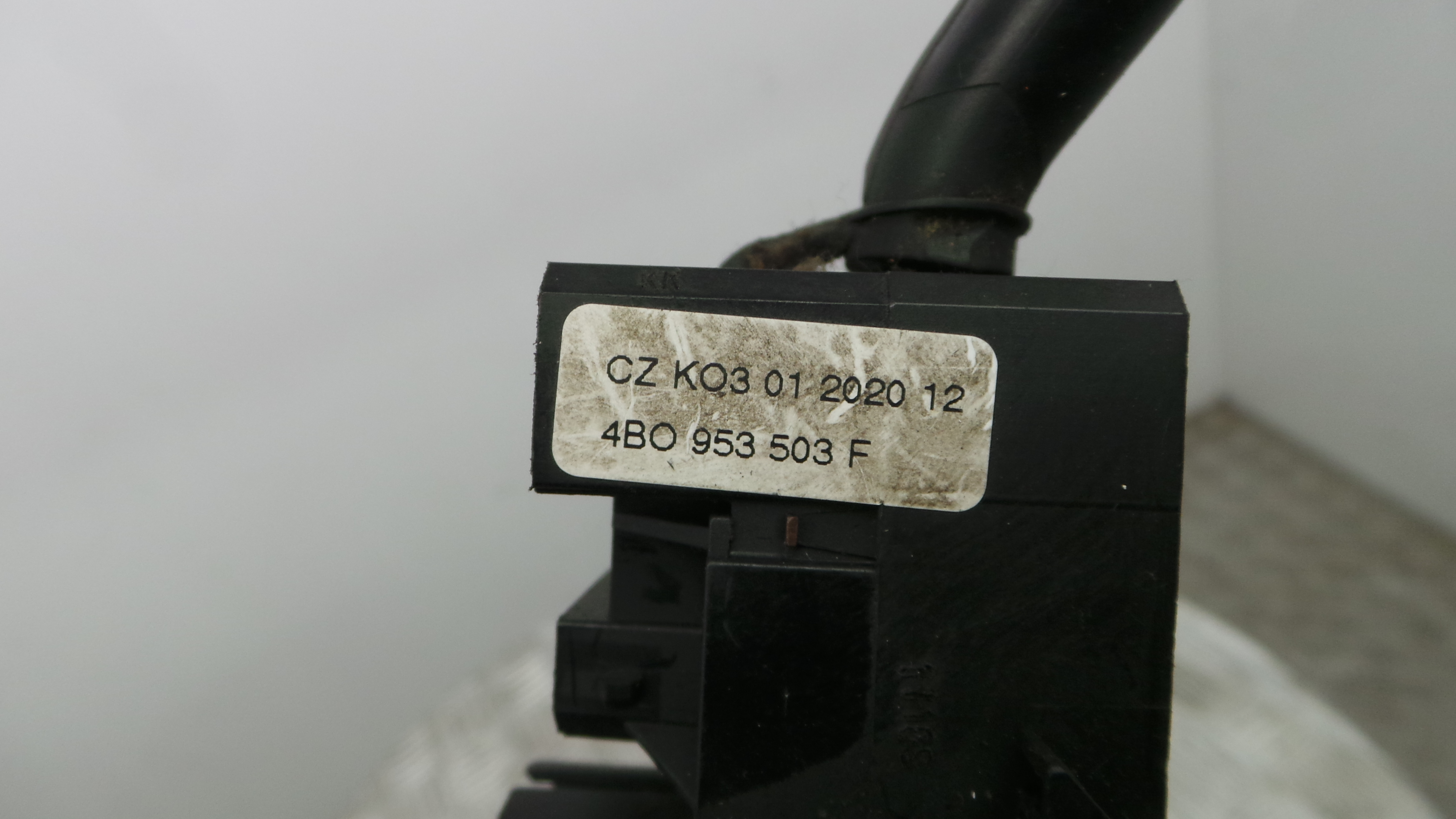 Manete / Comando dos Piscas 8L0953513G - VW GOLF IV (1J1), GOLF Mk IV (1J1)-36270388