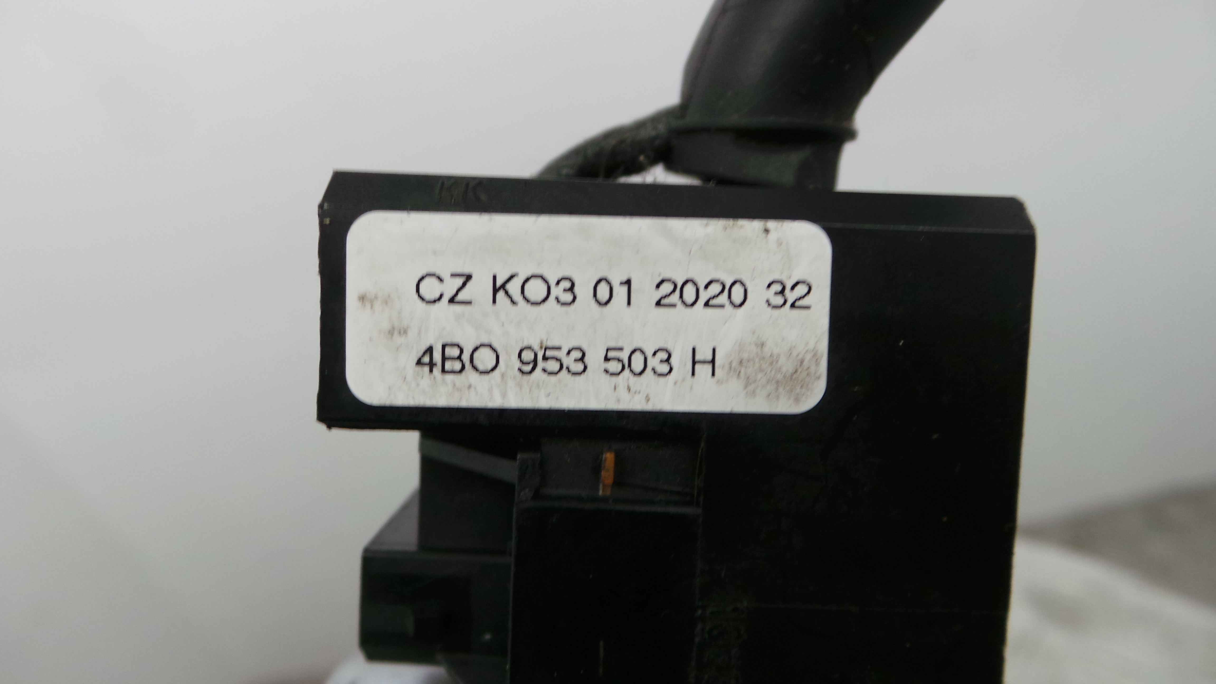 Manete / Comando dos Piscas 8L0953513G - VW GOLF IV (1J1), GOLF Mk IV (1J1)-36270430