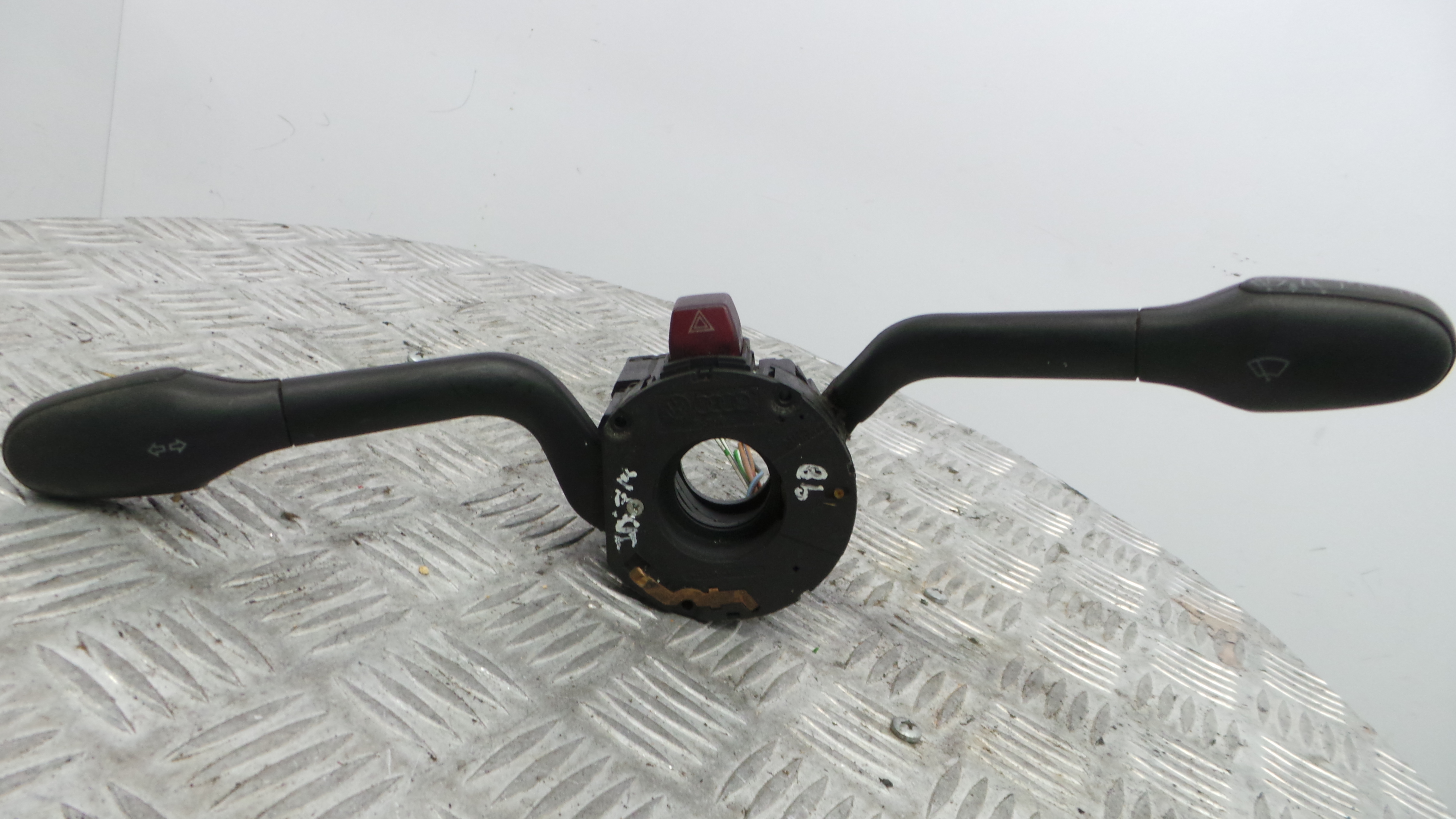 Manete / Comando dos Piscas 6K6953503T - SEAT IBIZA II (6K1), IBIZA Mk II (6K1)-36270481 Manete / Comando dos Piscas 6K6953503T - SEAT IBIZA II (6K1), IBIZA Mk II (6K1)-36270481