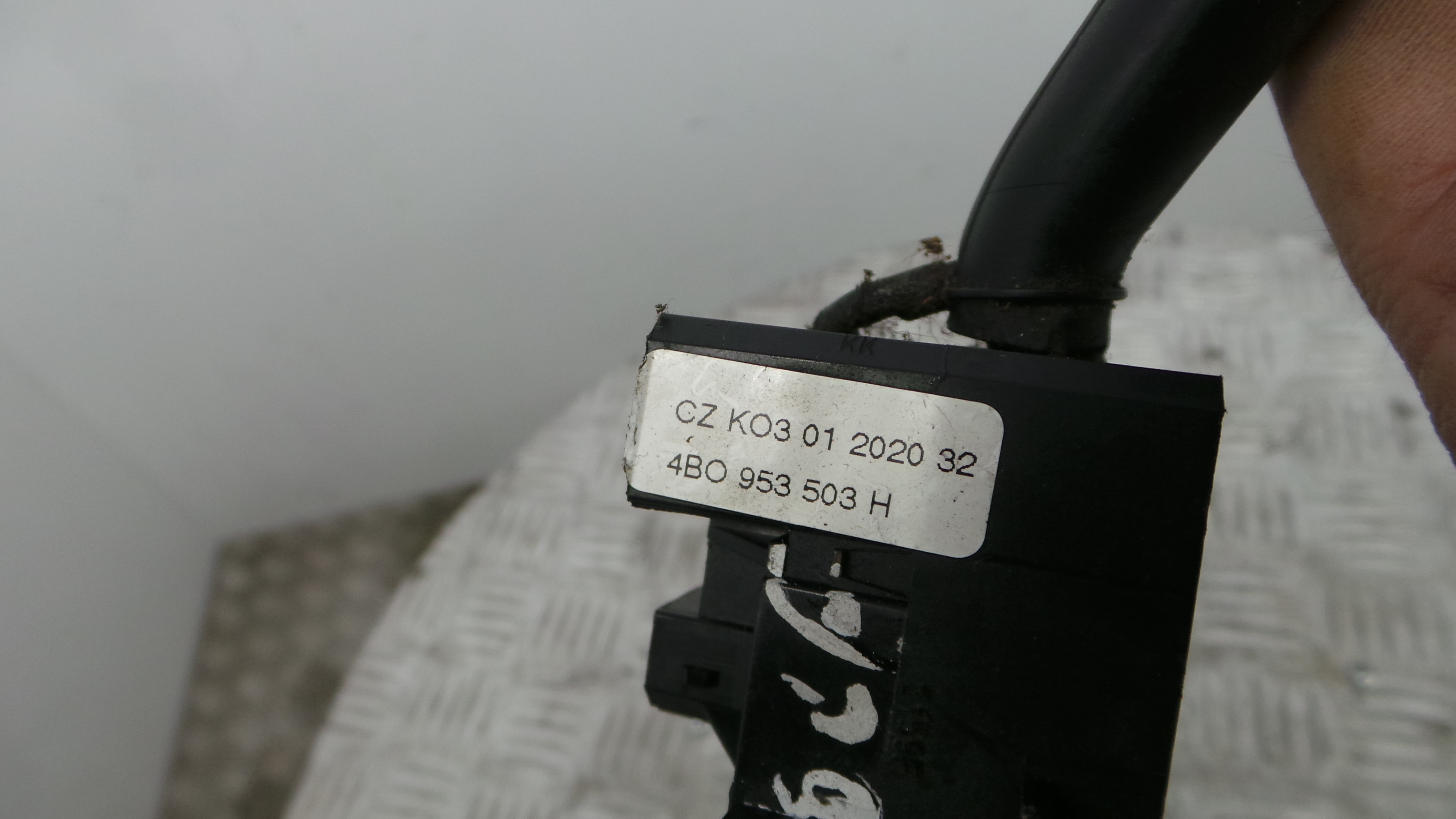 Comando de Limpa Para Brisas 4B0953503H - VW GOLF IV (1J1), GOLF Mk IV (1J1)-36270492