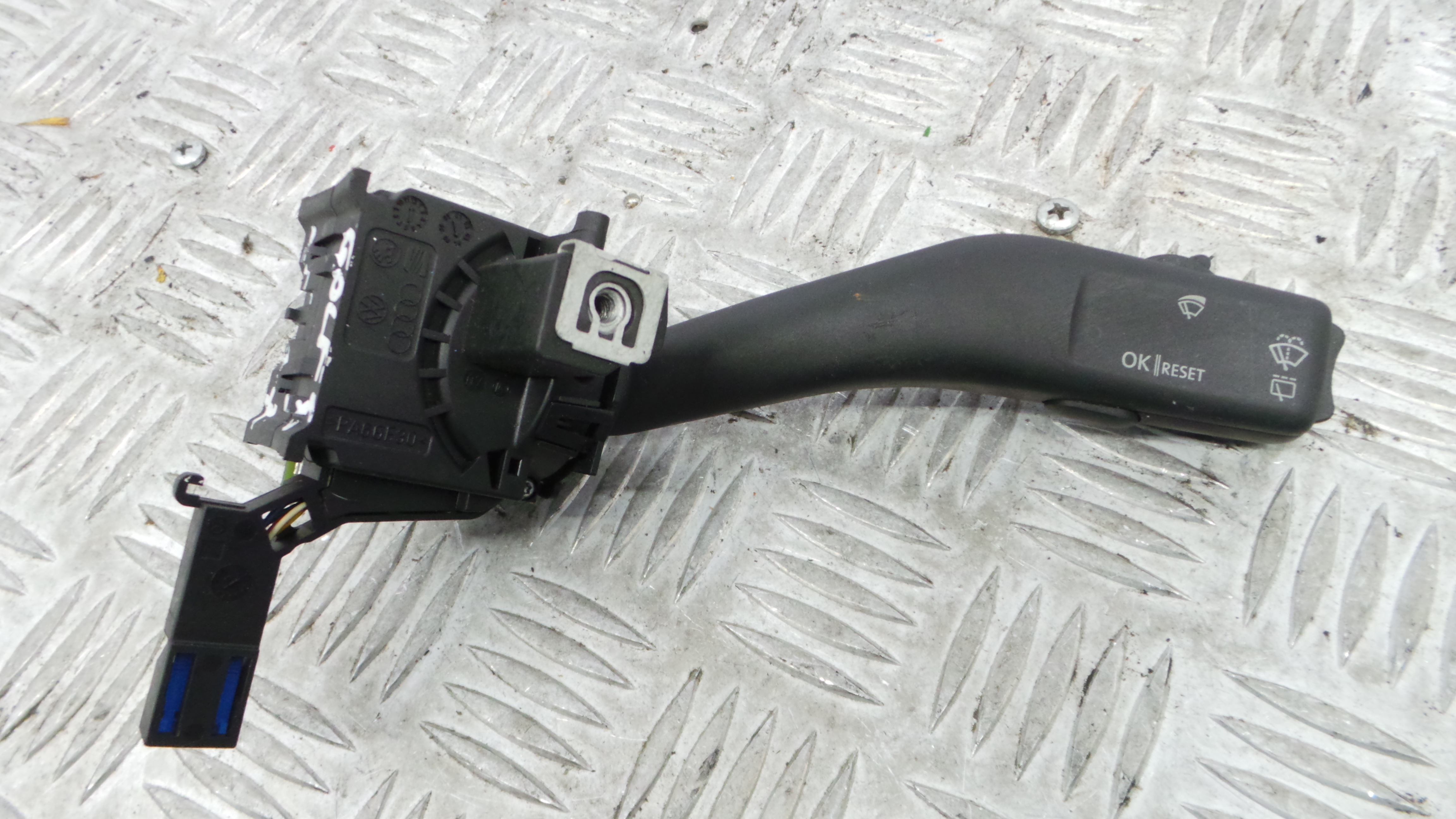 Comando de Limpa Para Brisas 1K0953519A - VW GOLF V (1K1)-36270495