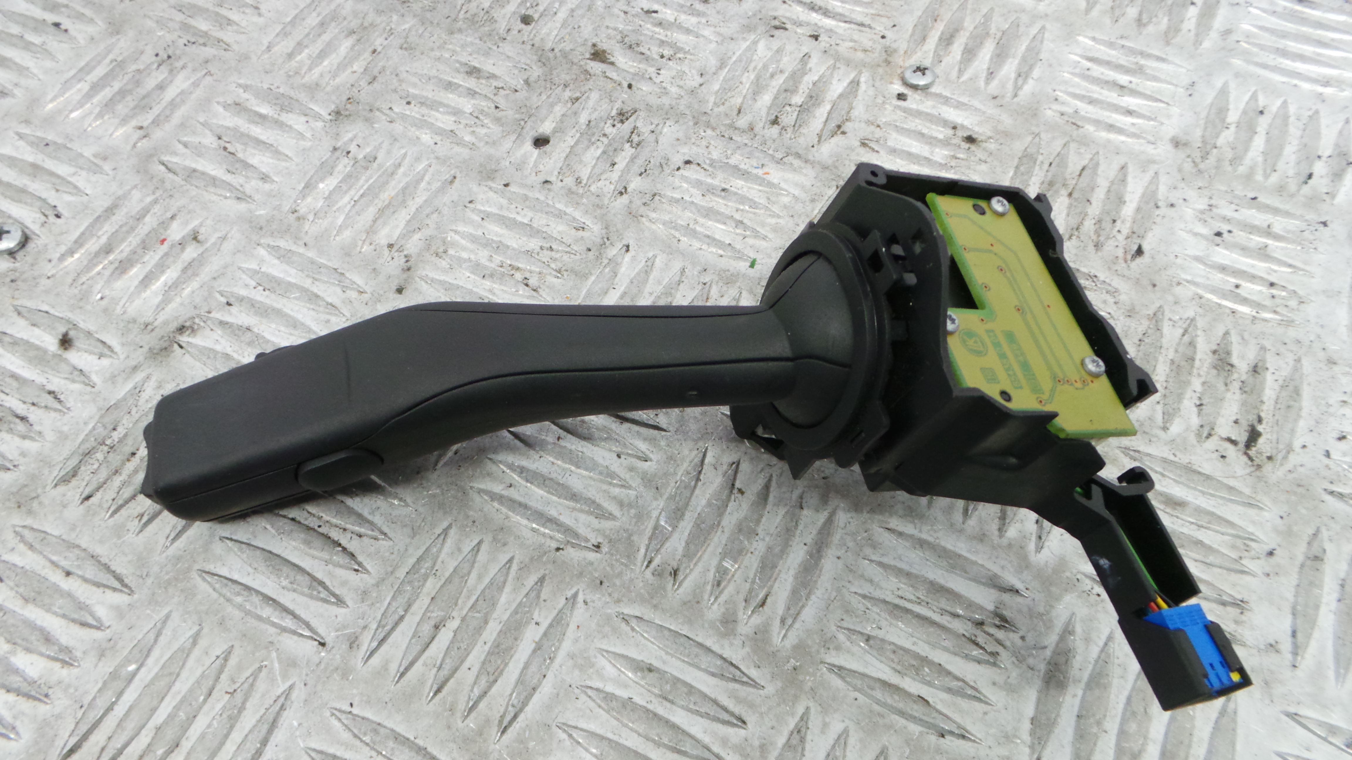 Comando de Limpa Para Brisas 1K0953519A - VW GOLF V (1K1)-36270495