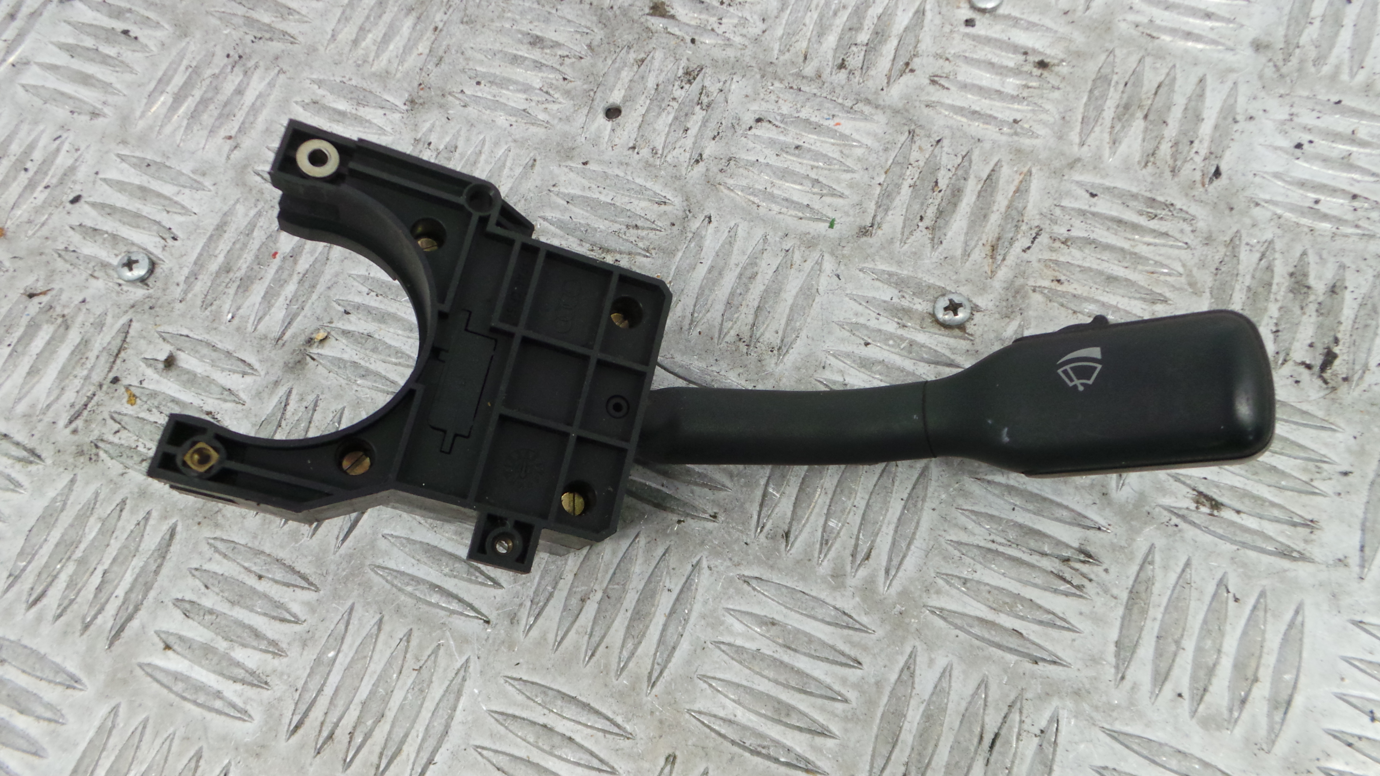 Comando de Limpa Para Brisas 8D9953503E - AUDI A4 B6 (8E2)-36270547