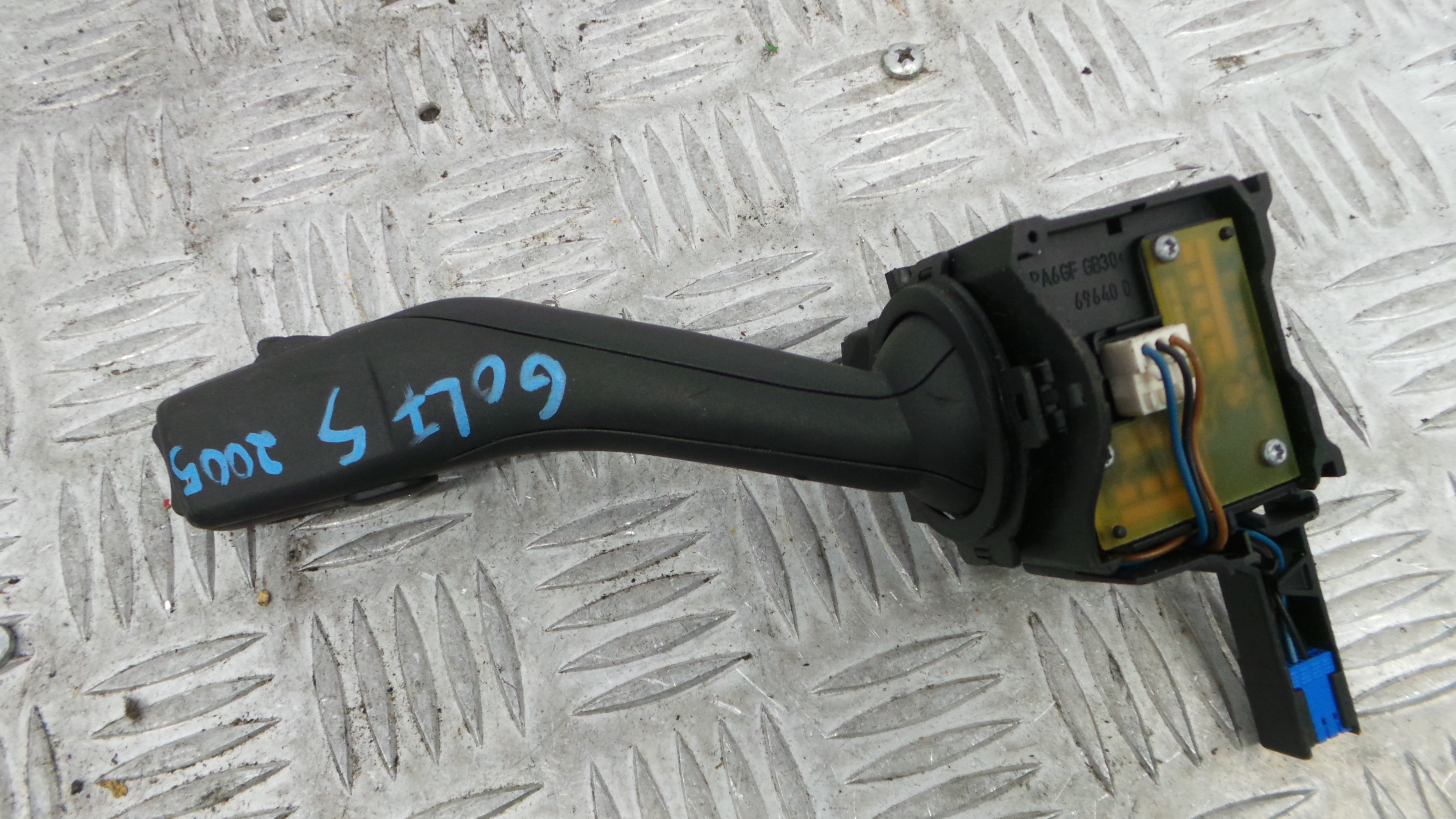 Comando de Limpa Para Brisas 1K0953519J - VW GOLF V (1K1)-36270650