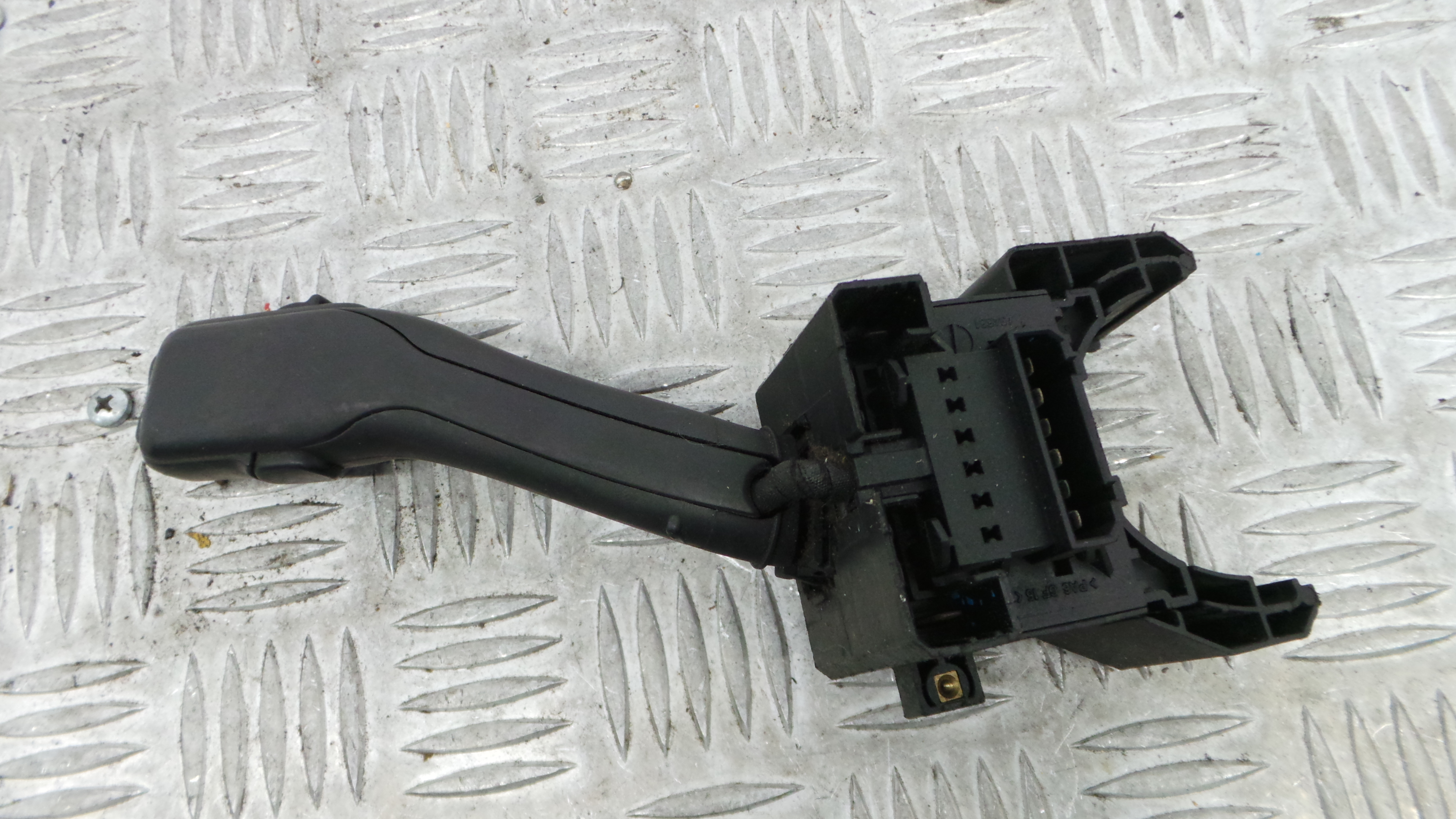 Comando de Limpa Para Brisas 4B0953503H - VW GOLF IV (1J1), GOLF Mk IV (1J1)-36270653