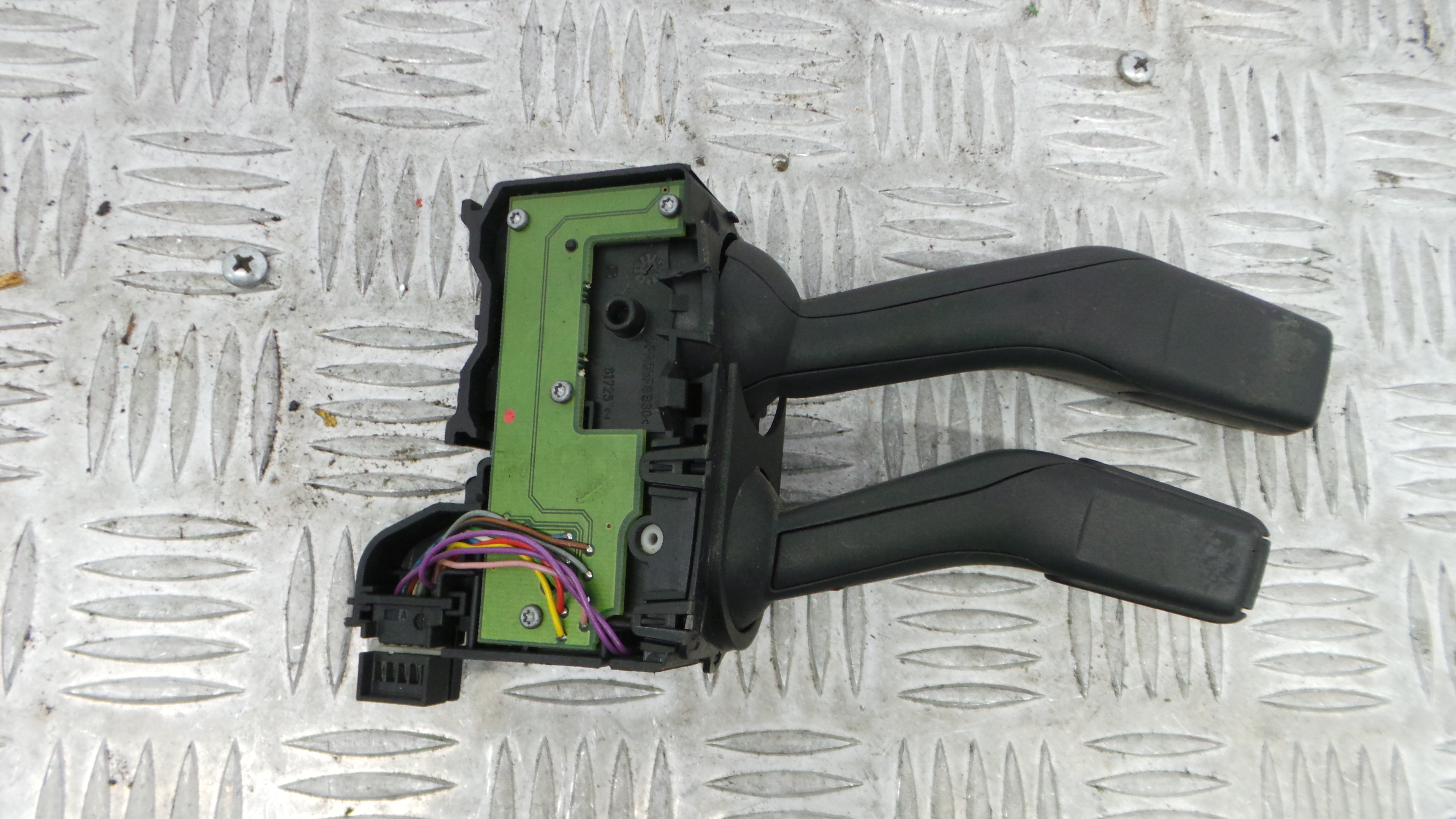 Manete / Comando dos Piscas 8P0953513 - AUDI A3 (8P1)-36270714