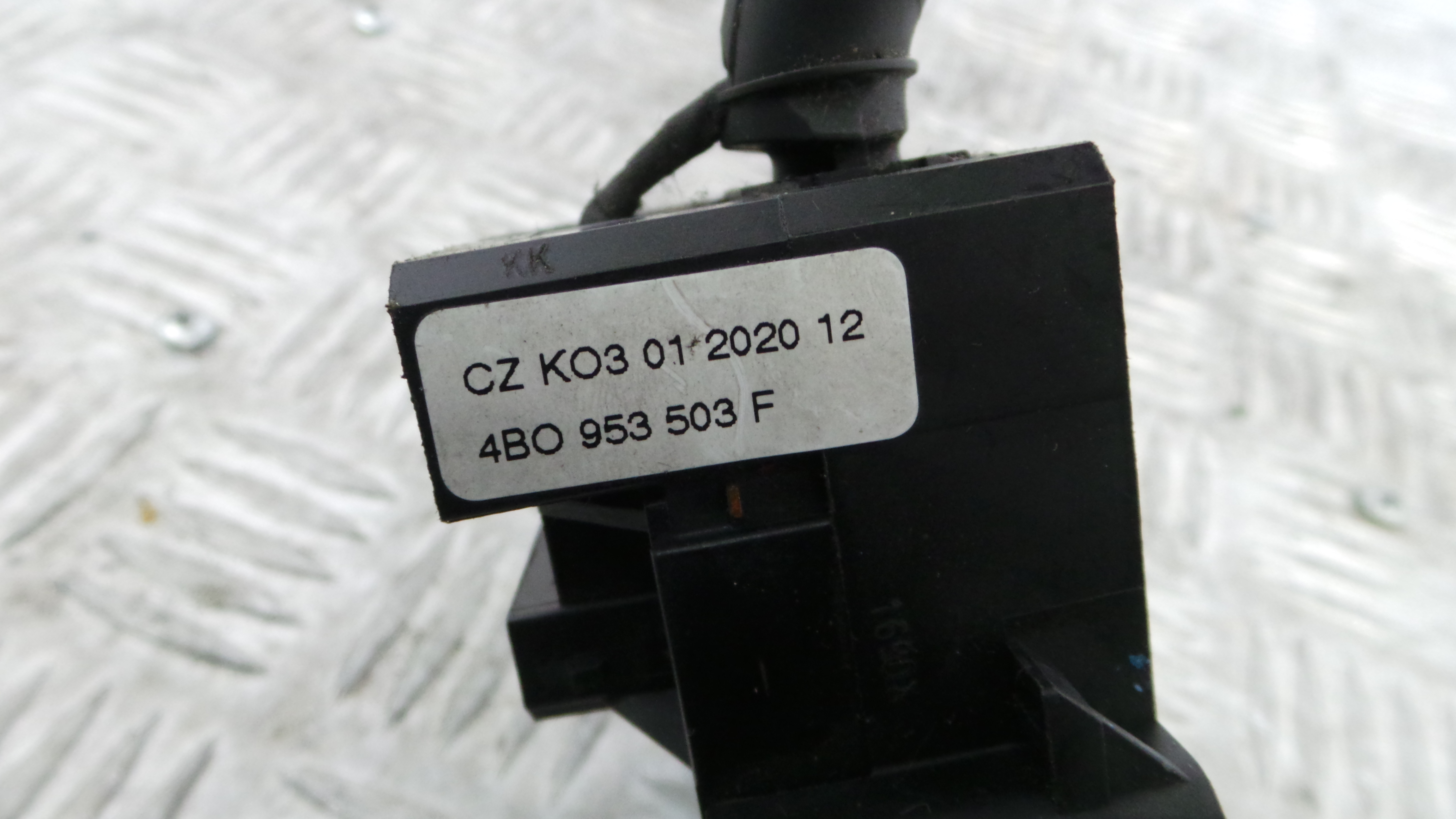 Comando de Limpa Para Brisas 4B0953503F - VW GOLF IV (1J1), GOLF Mk IV (1J1)-36270802