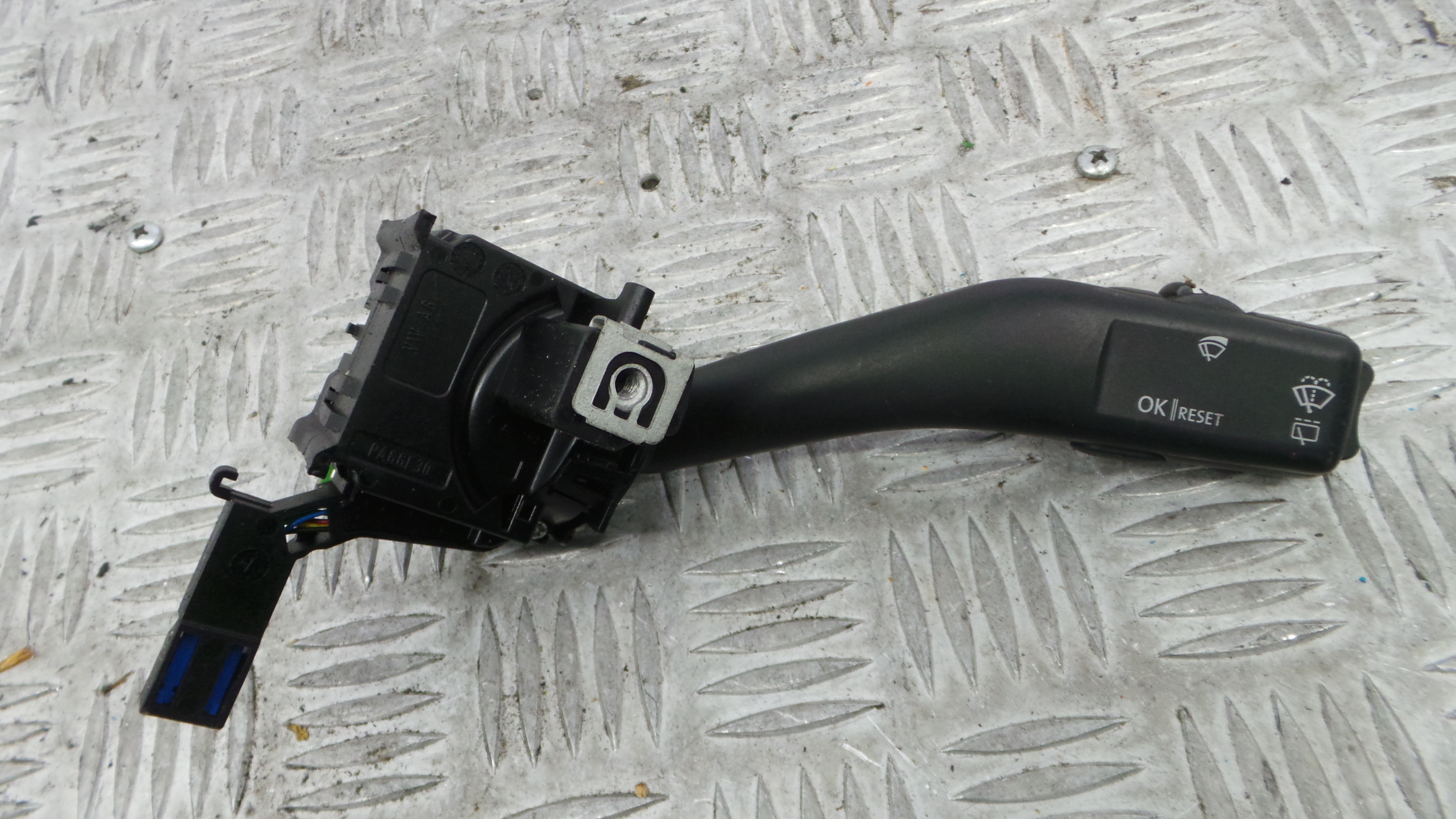 Comando de Limpa Para Brisas 1K0953519A - VW GOLF V (1K1)-36270808