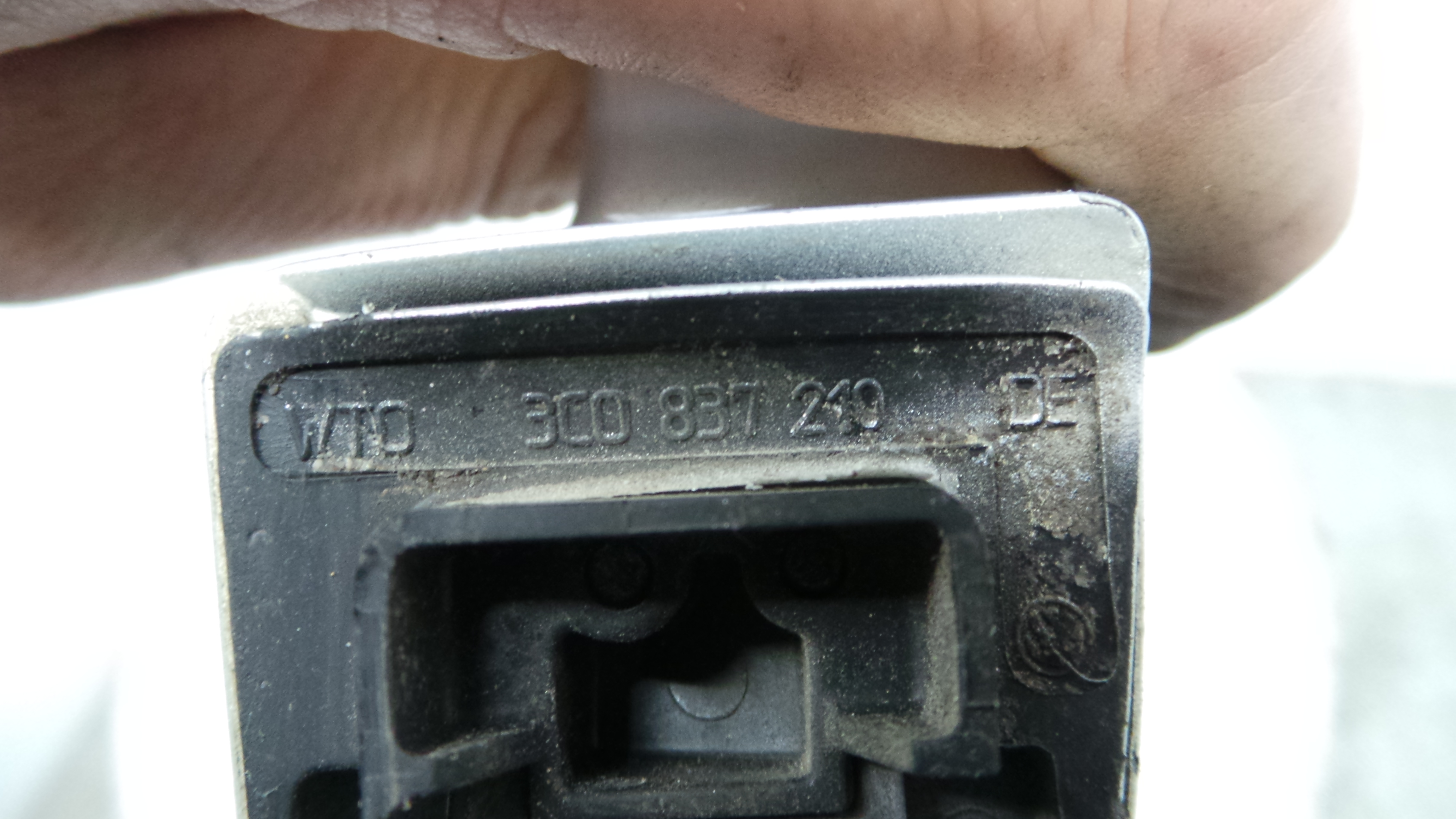 Puxador Exterior Trás Direita   3C0837210 - VW PASSAT CC B6 (357)-36271008