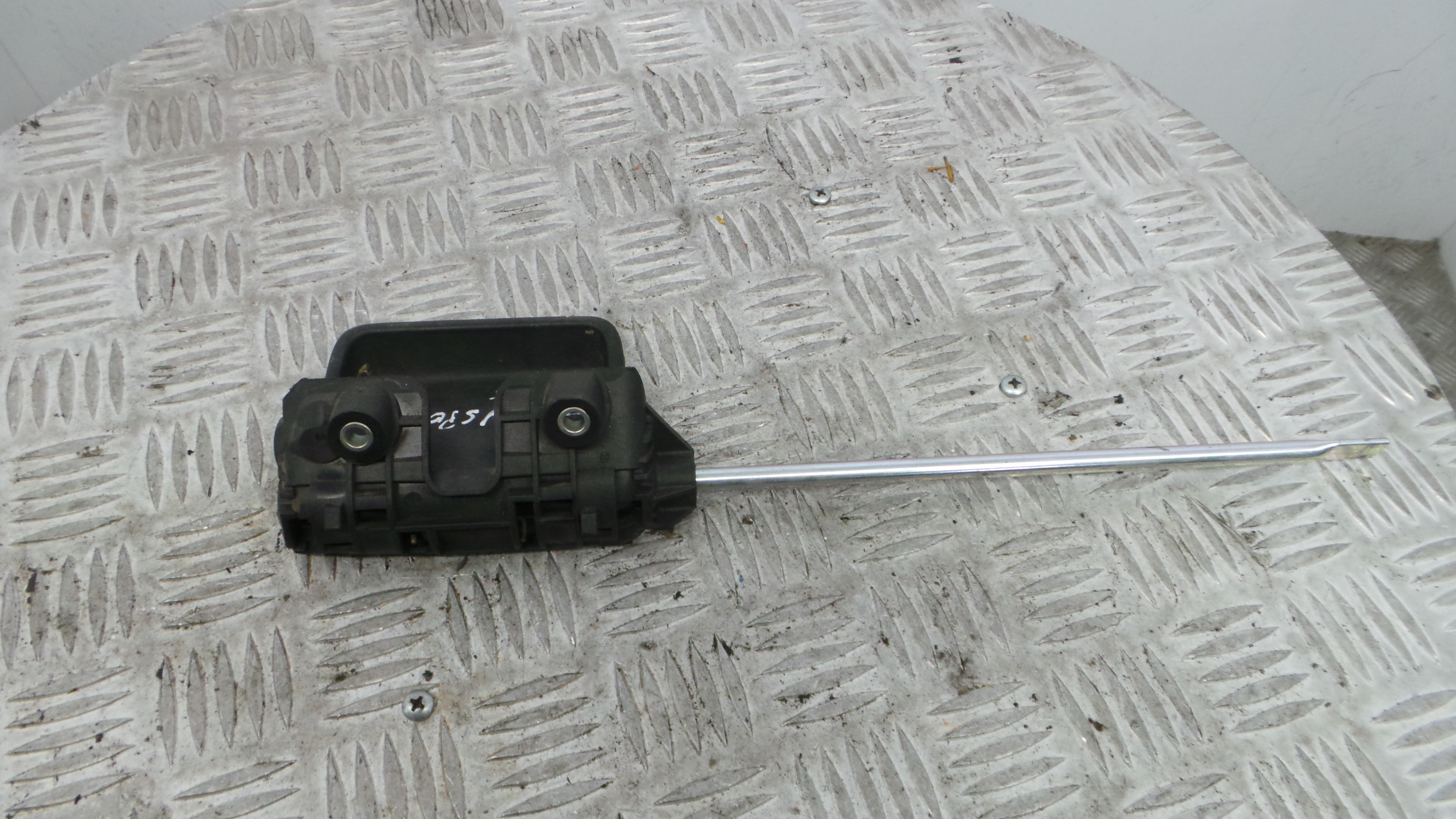 Puxador Interior Traseiro Direita 7H0843642D - VW TRANSPORTER Mk V Caixa (7HA, 7HH, 7EA, 7EH), TRANS-36277116