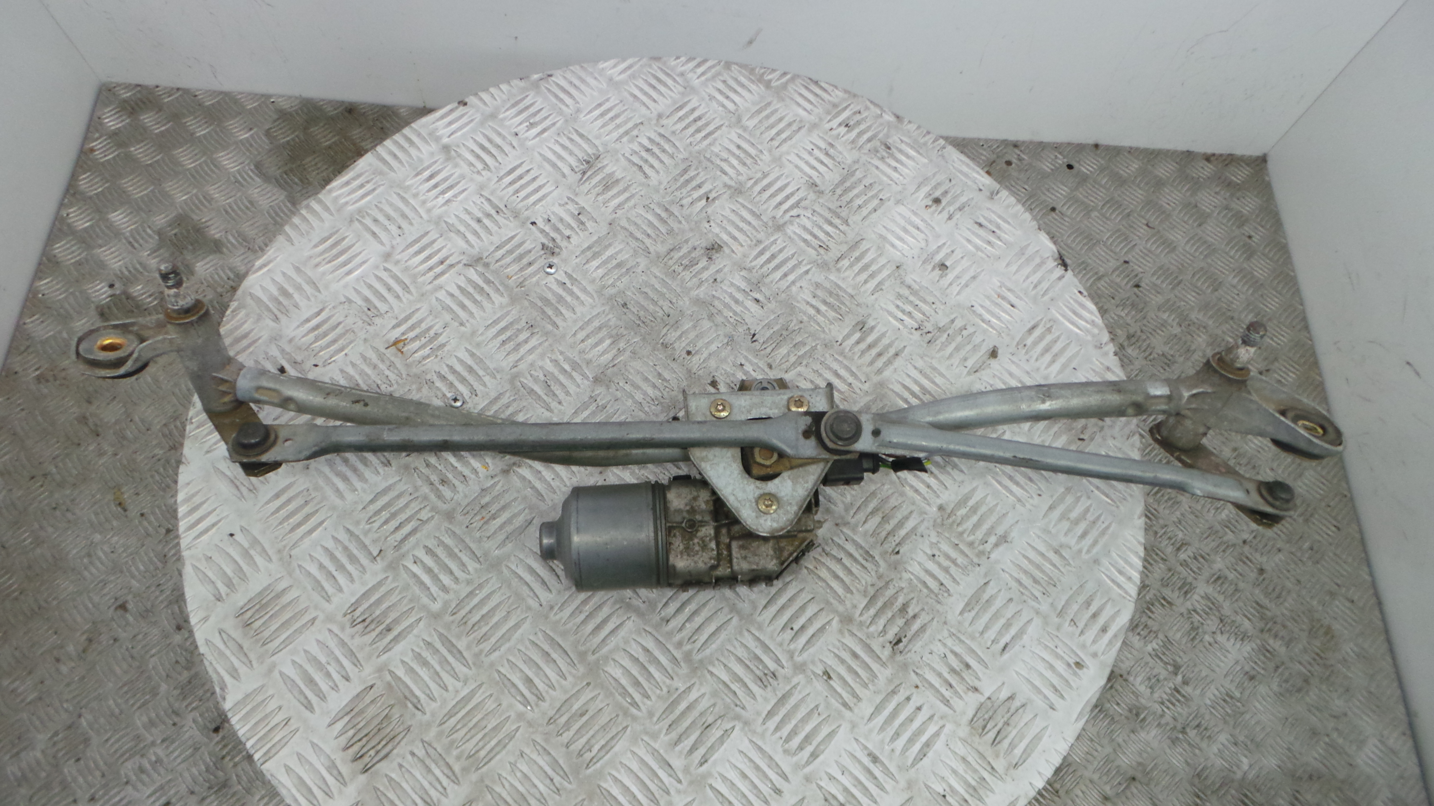 Motor Limpa Vidros Frente  8E1955119 - AUDI A4 B6 (8E2)-36280131