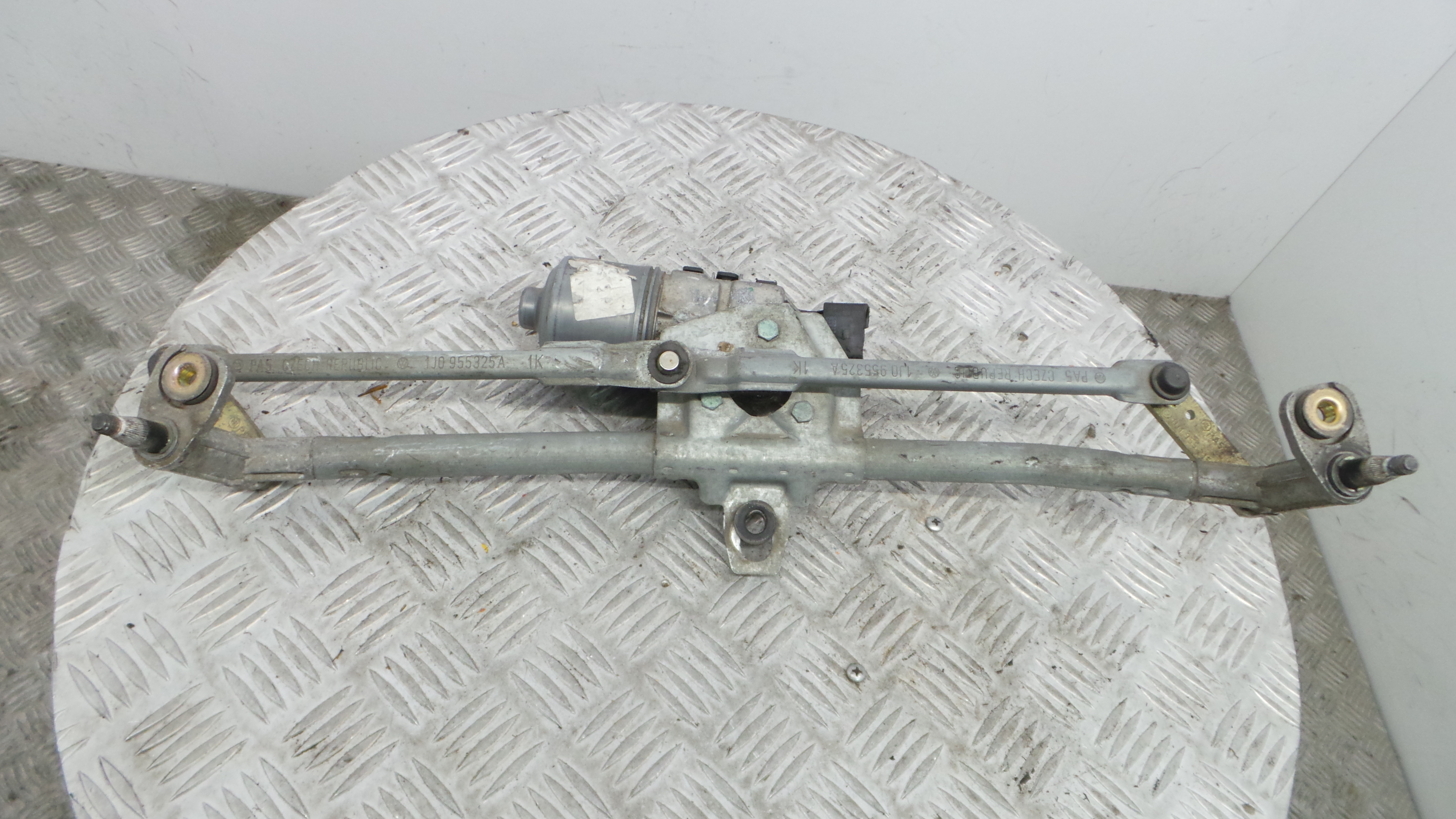 Motor Limpa Vidros Frente 1J1955113C - AUDI A3 (8L1)-36280142 Motor Limpa Vidros Frente 1J1955113C - AUDI A3 (8L1)-36280142