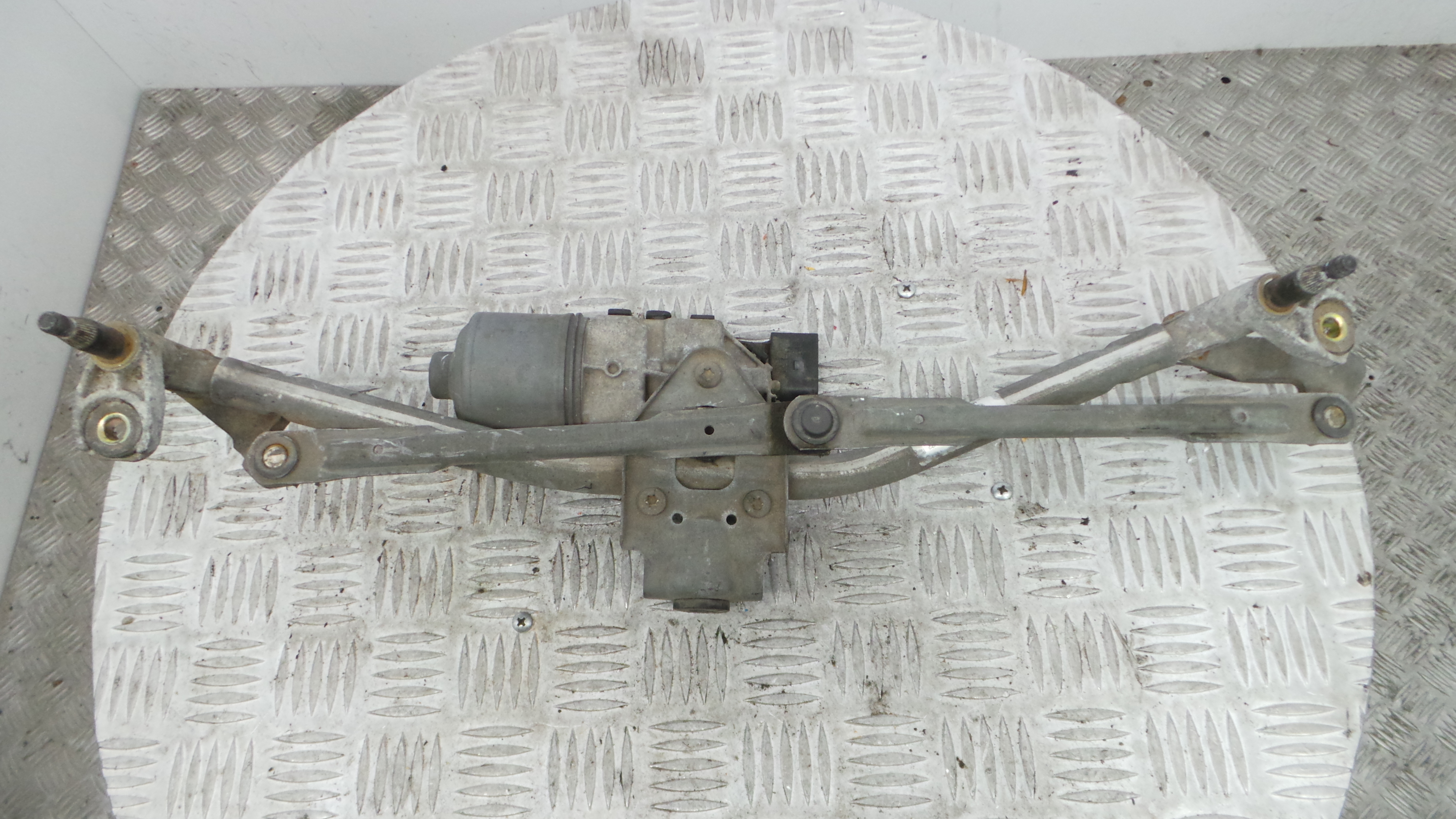 Motor Limpa Vidros Frente 6Q1955023D - VW POLO (9N_, 9A_)-36280147 Motor Limpa Vidros Frente 6Q1955023D - VW POLO (9N_, 9A_)-36280147