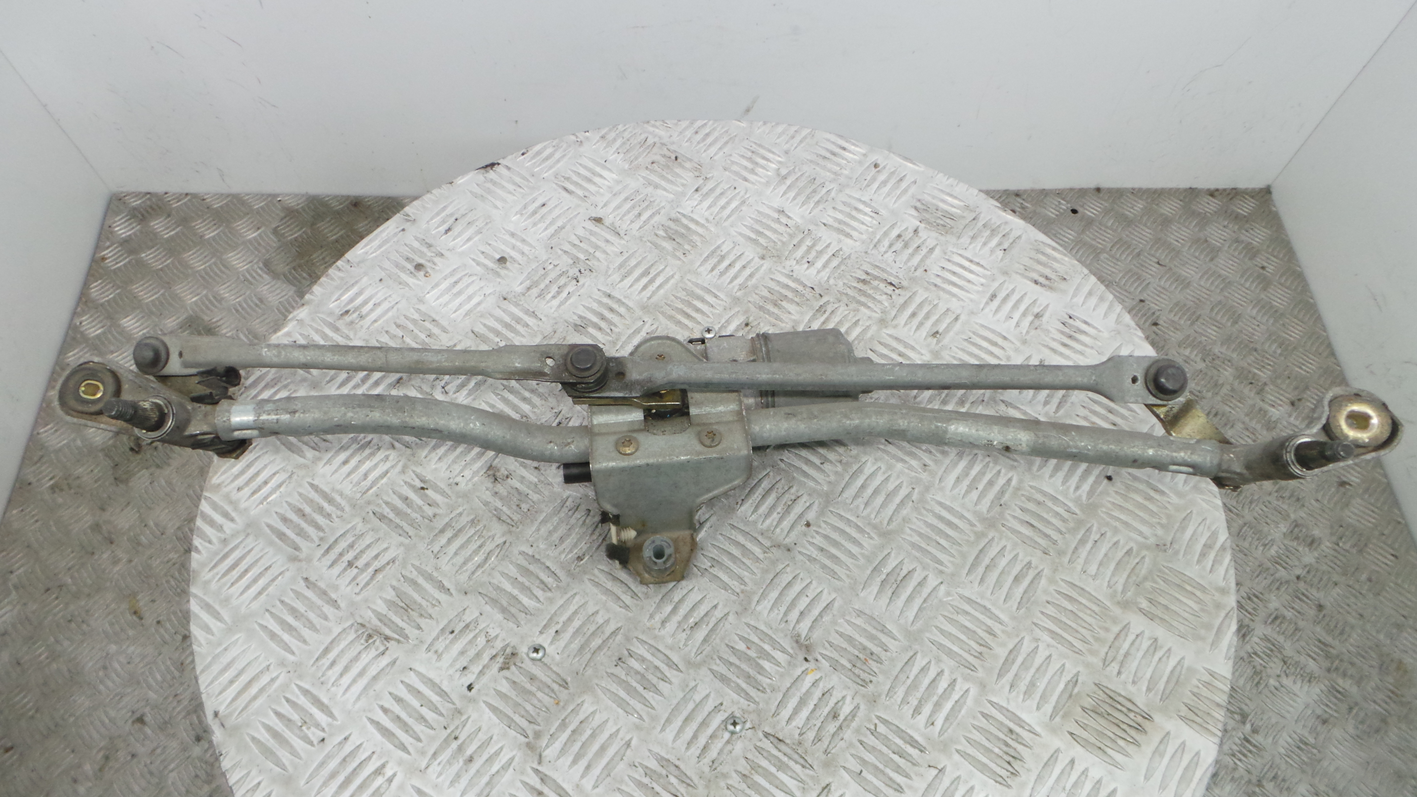 Motor Limpa Vidros Frente 8E0955119 - AUDI A4 B7 (8EC)-36280392 Motor Limpa Vidros Frente 8E0955119 - AUDI A4 B7 (8EC)-36280392