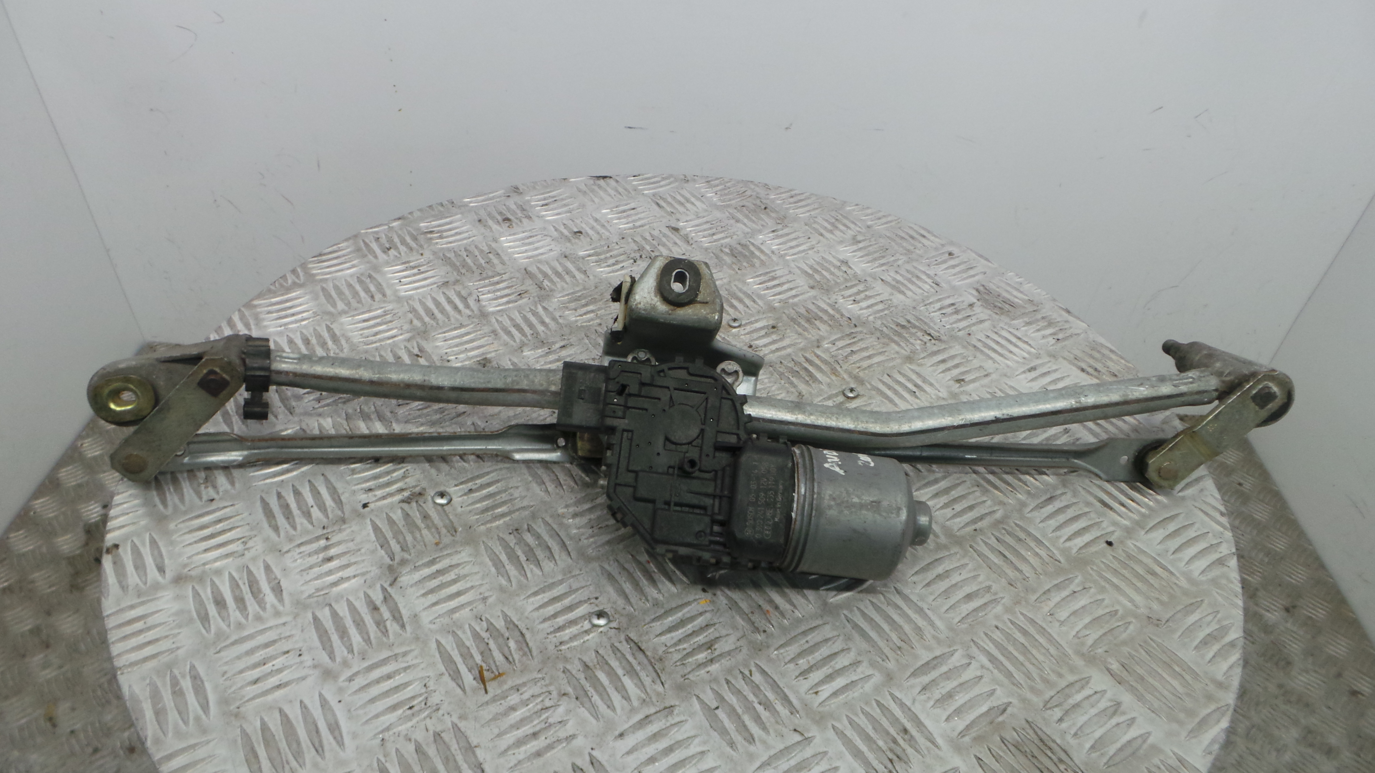 Motor Limpa Vidros Frente 8E0955119 - AUDI A4 B7 (8EC)-36280392