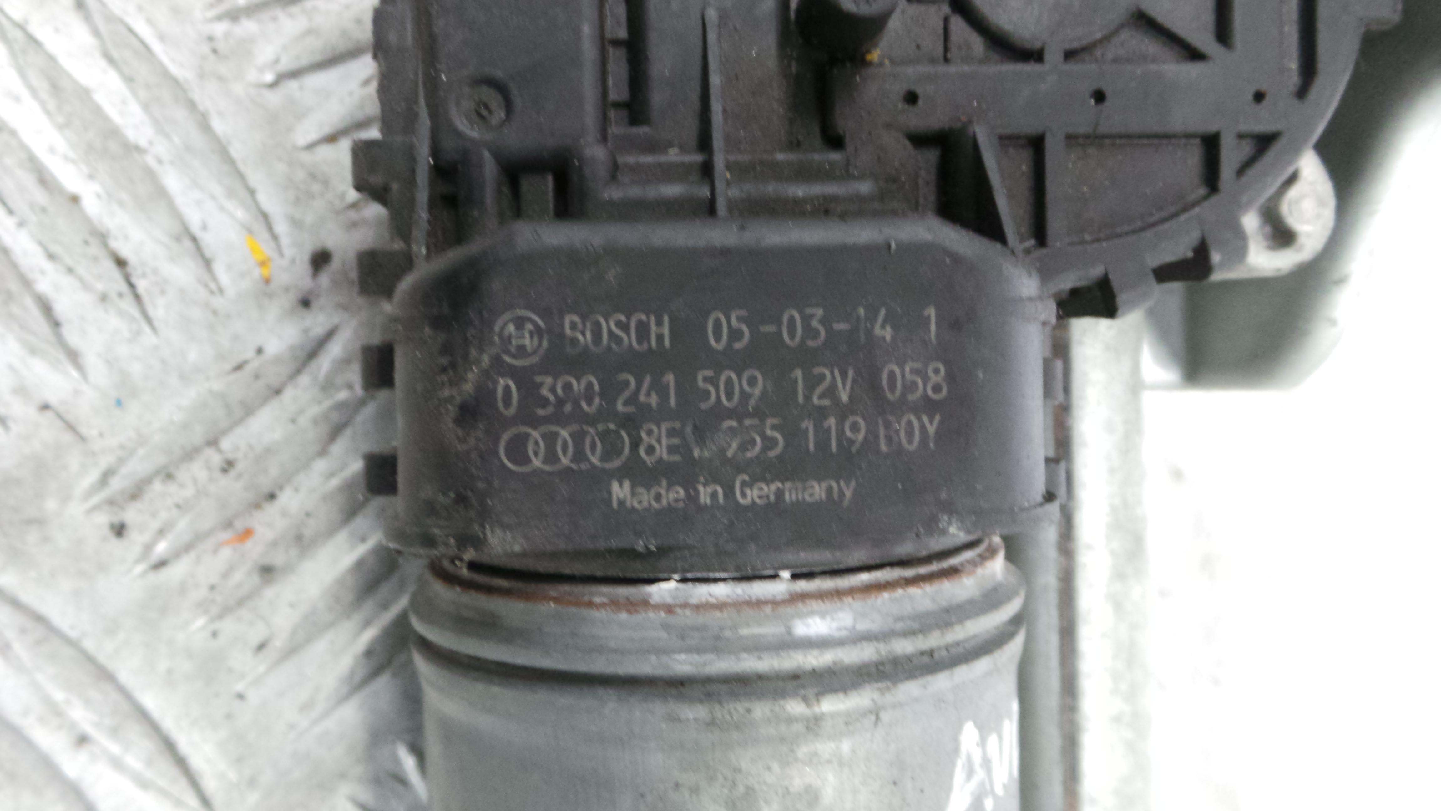 Motor Limpa Vidros Frente 8E0955119 - AUDI A4 B7 (8EC)-36280392