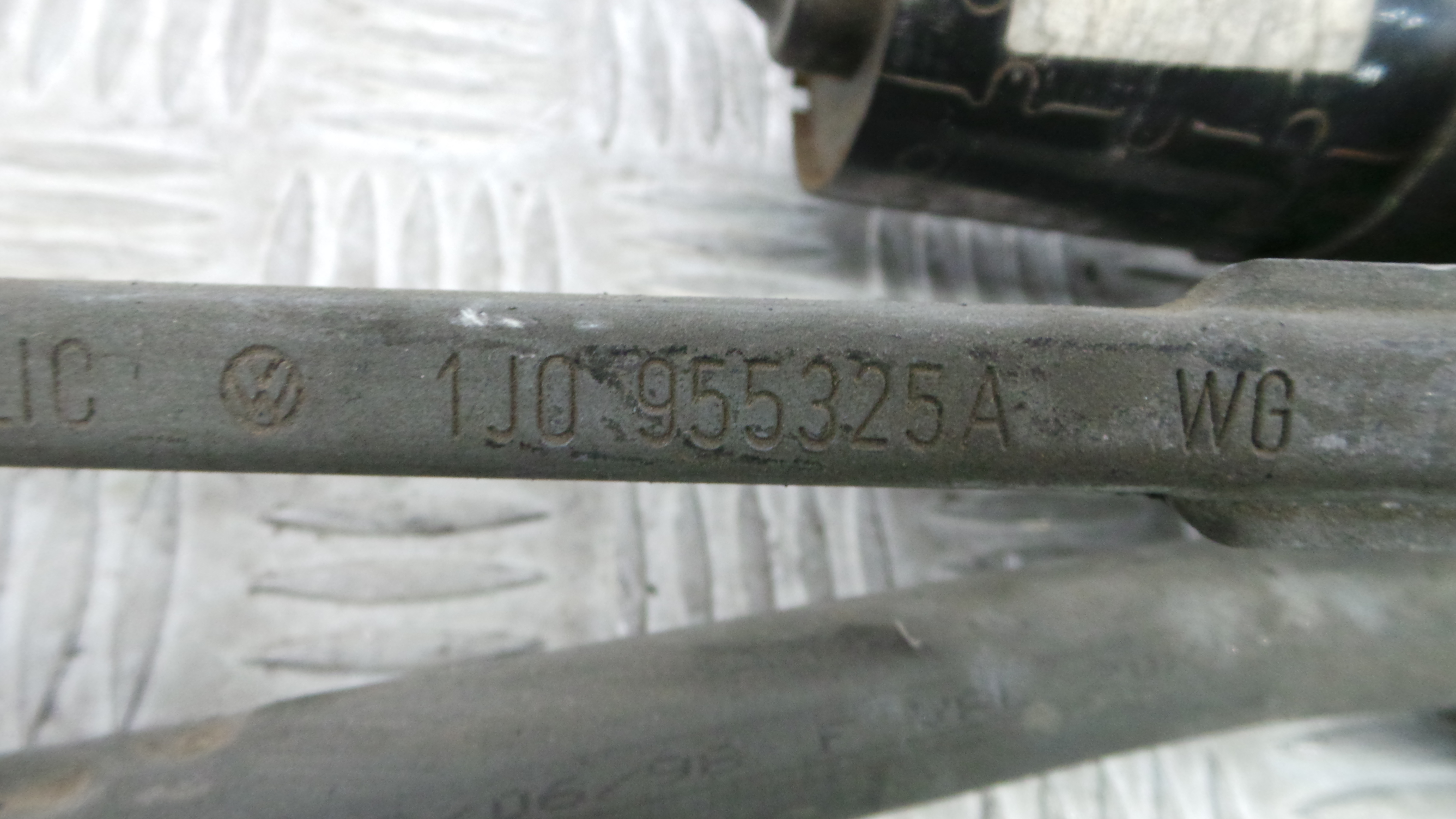 Motor Limpa Vidros Frente 1J1955113A - AUDI A3 (8L1)-36280444