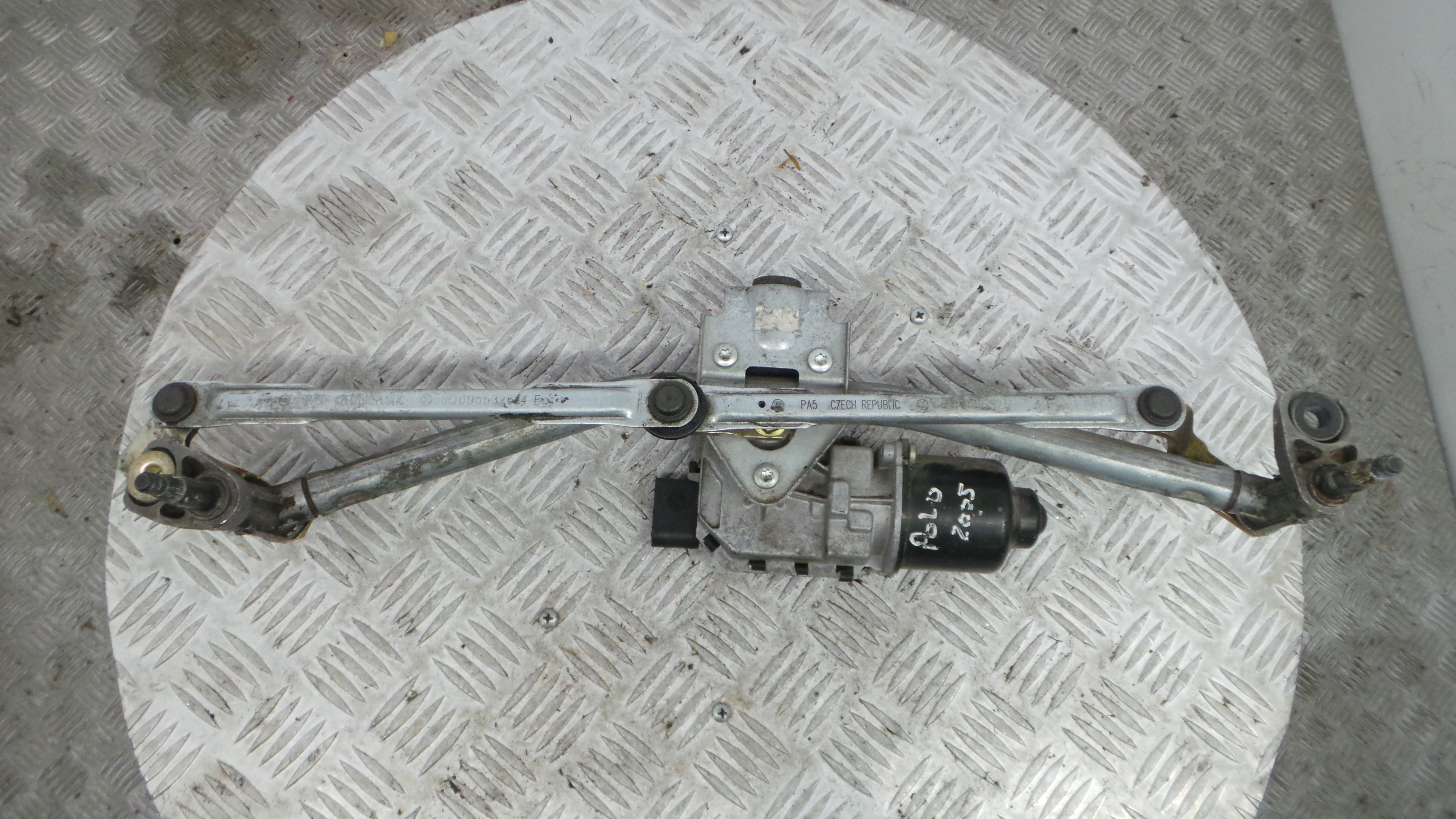 Motor Limpa Vidros Frente 6Q955143A - VW POLO (9N_, 9A_)-36280454 Motor Limpa Vidros Frente 6Q955143A - VW POLO (9N_, 9A_)-36280454