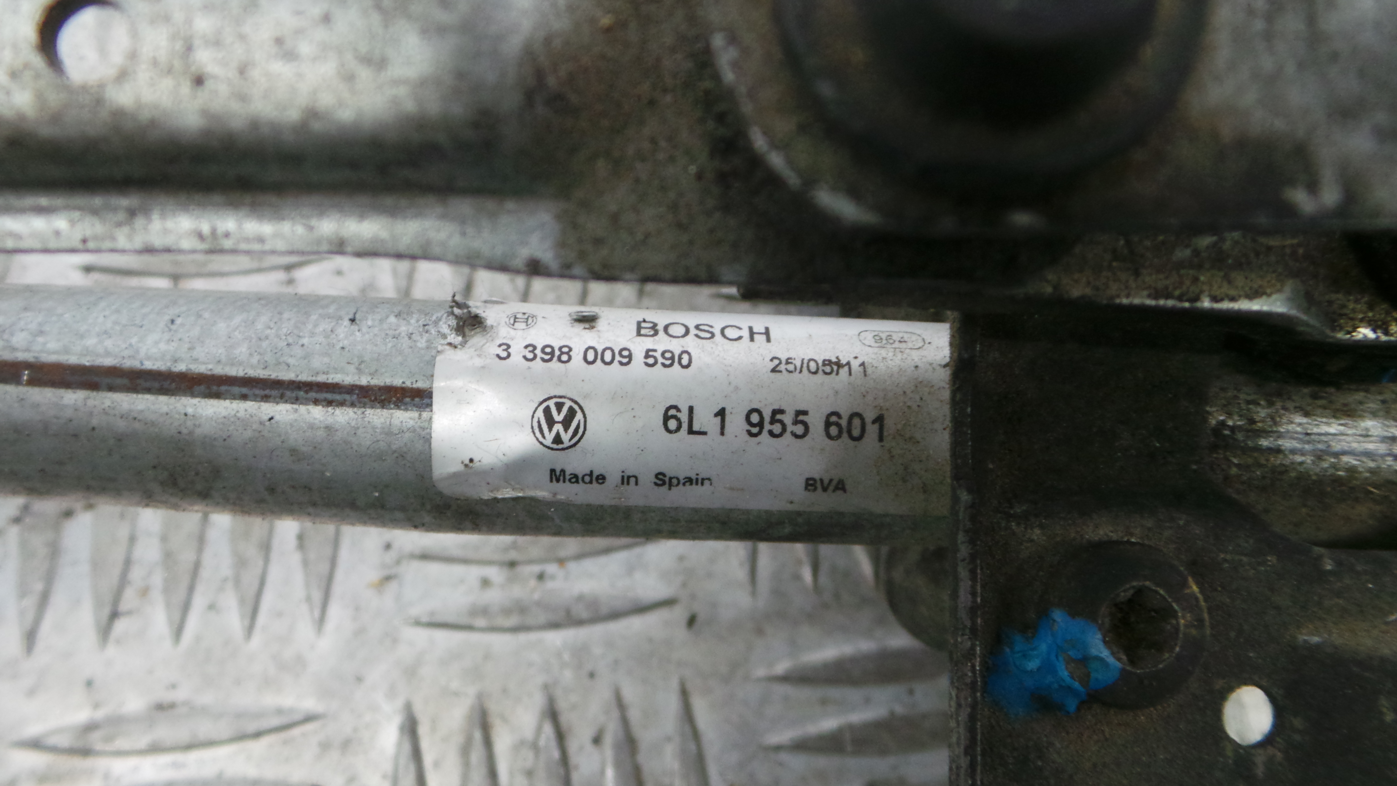 Motor Limpa Vidros Frente  6L1955601 - SEAT IBIZA III (6L1), IBIZA Mk III (6L1)-36362461