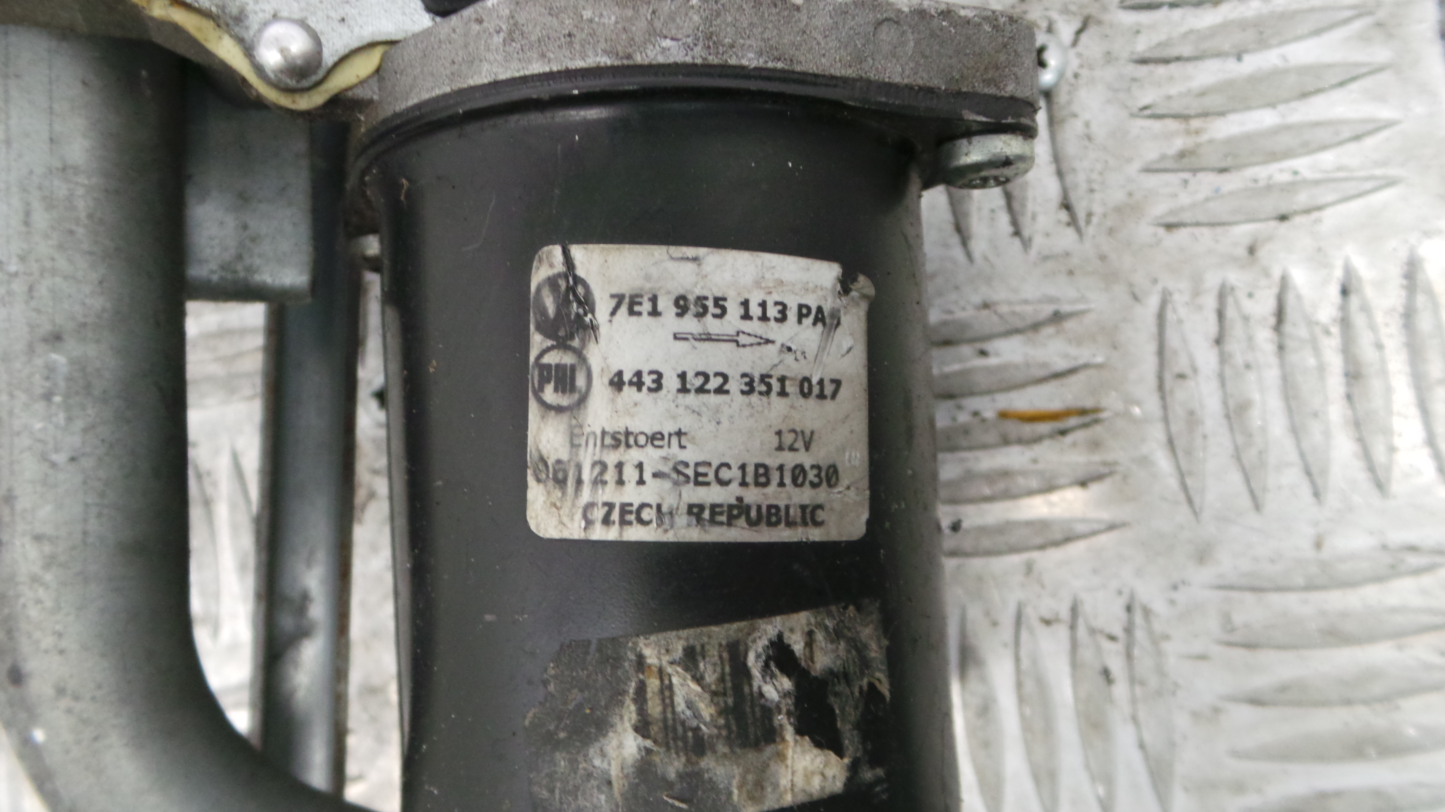 Motor Limpa Vidros Frente 7E1955113 - VW TRANSPORTER Mk V Caixa (7HA, 7HH, 7EA, 7EH), TRANSPORTER T-36362789