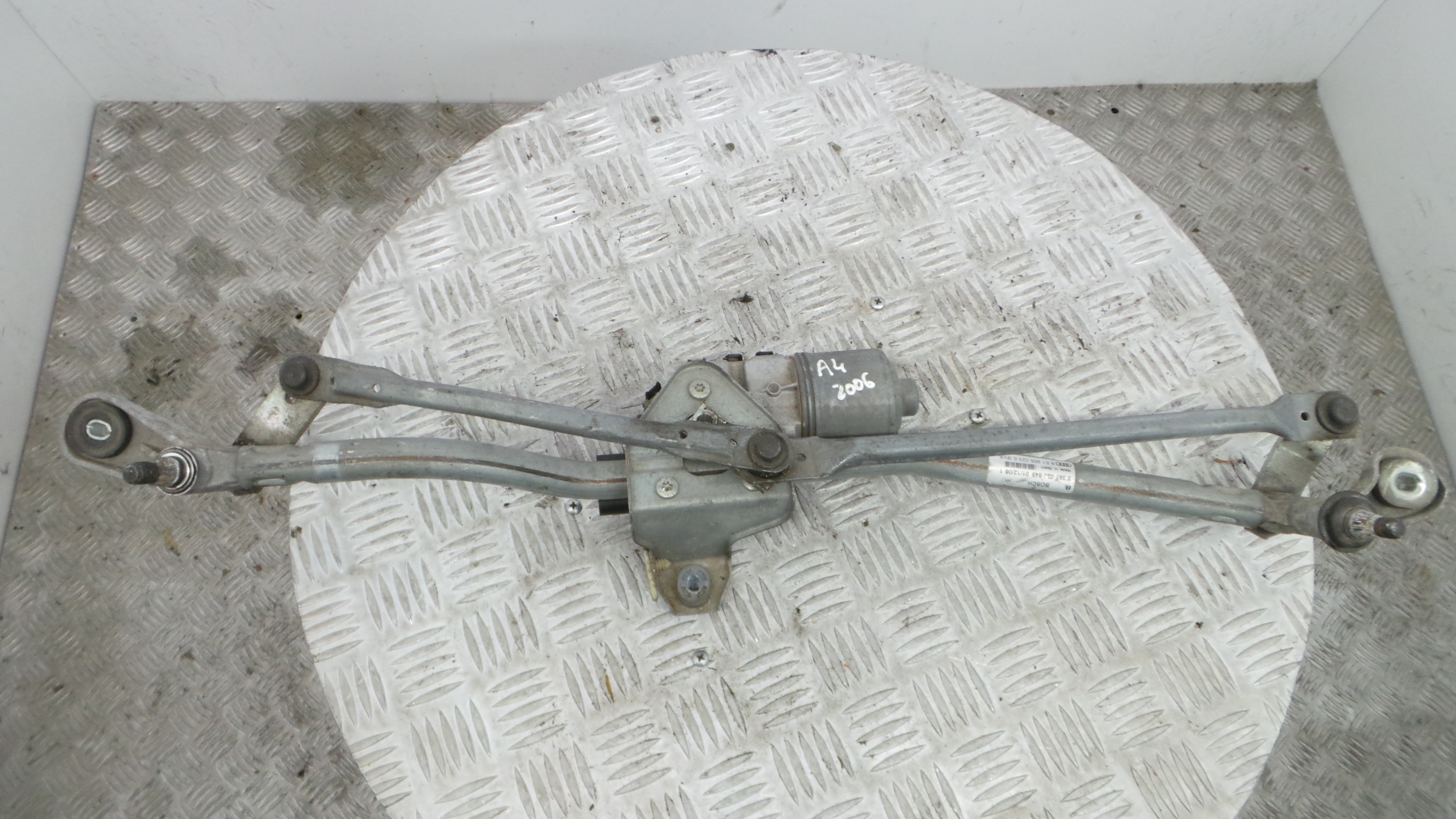 Motor Limpa Vidros Frente 8E1955023E - AUDI A4 B7 (8EC)-36362955 Motor Limpa Vidros Frente 8E1955023E - AUDI A4 B7 (8EC)-36362955