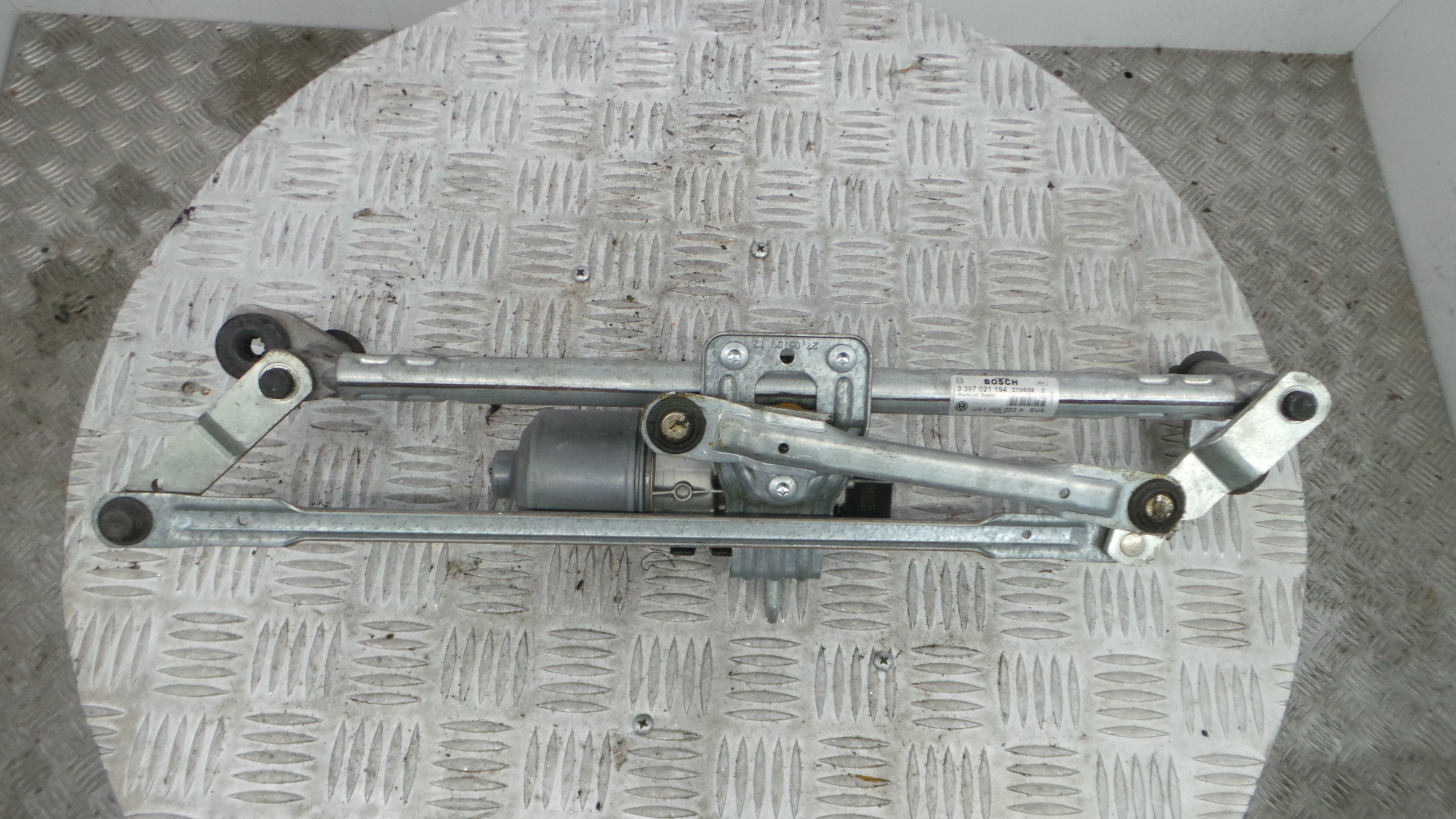 Motor Limpa Vidros Frente  6R1955023A - SEAT IBIZA IV (6J5, 6P1), IBIZA Mk IV (6J5, 6P1)-36363120