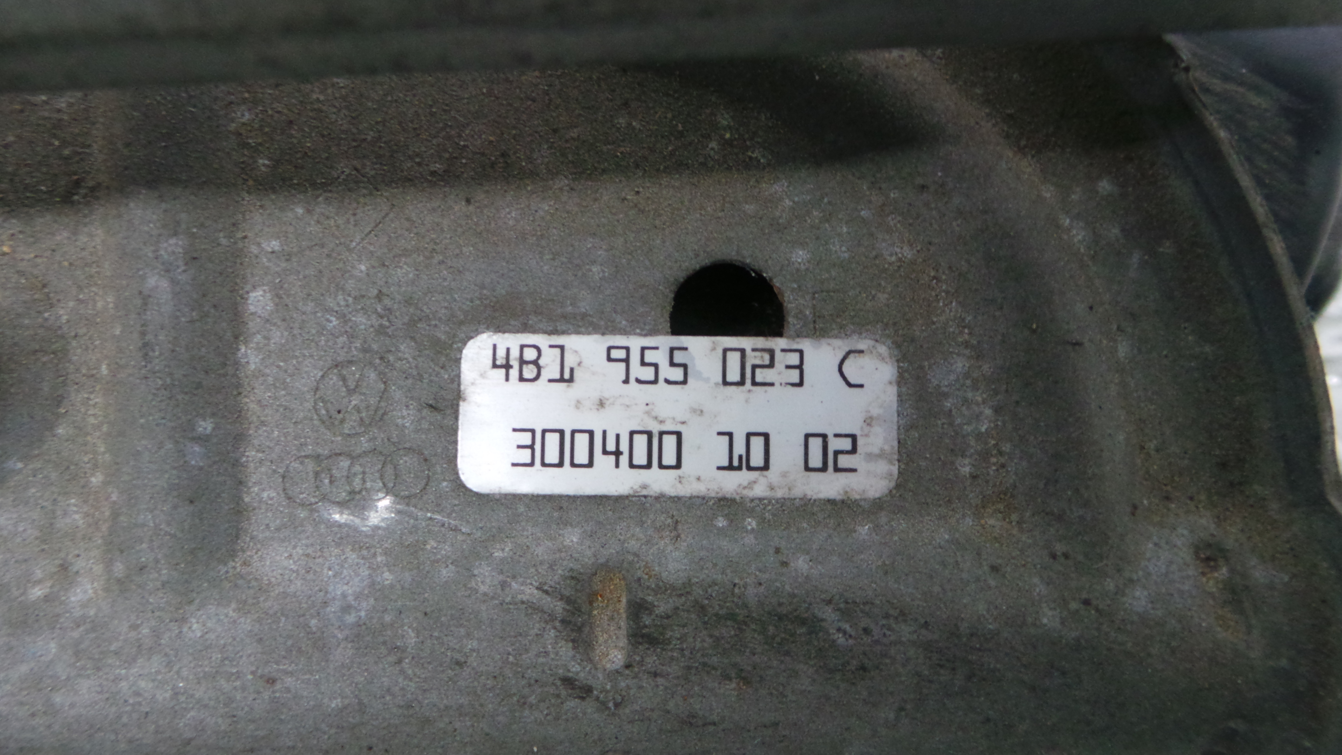 Motor Limpa Vidros Frente  8D1955113C - AUDI A6 C5 (4B2)-36363242