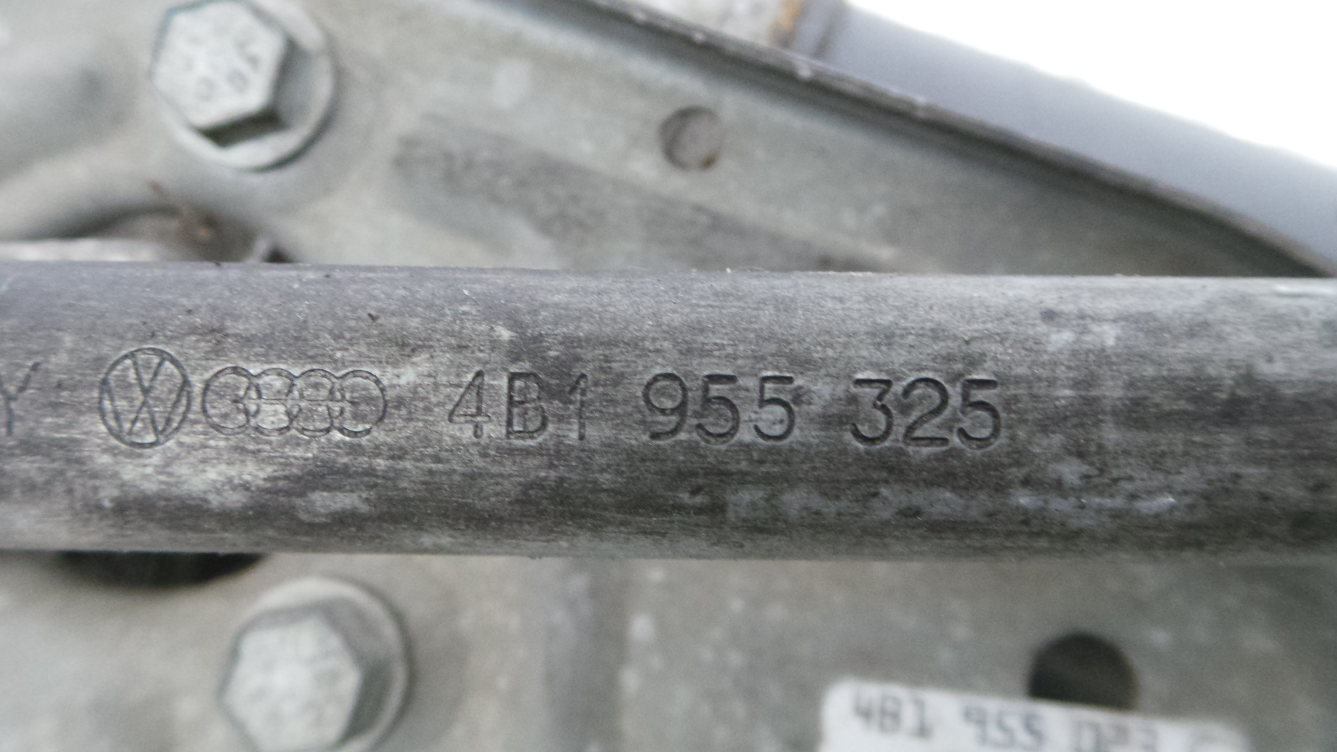 Motor Limpa Vidros Frente  8D1955113C - AUDI A6 C5 (4B2)-36363242