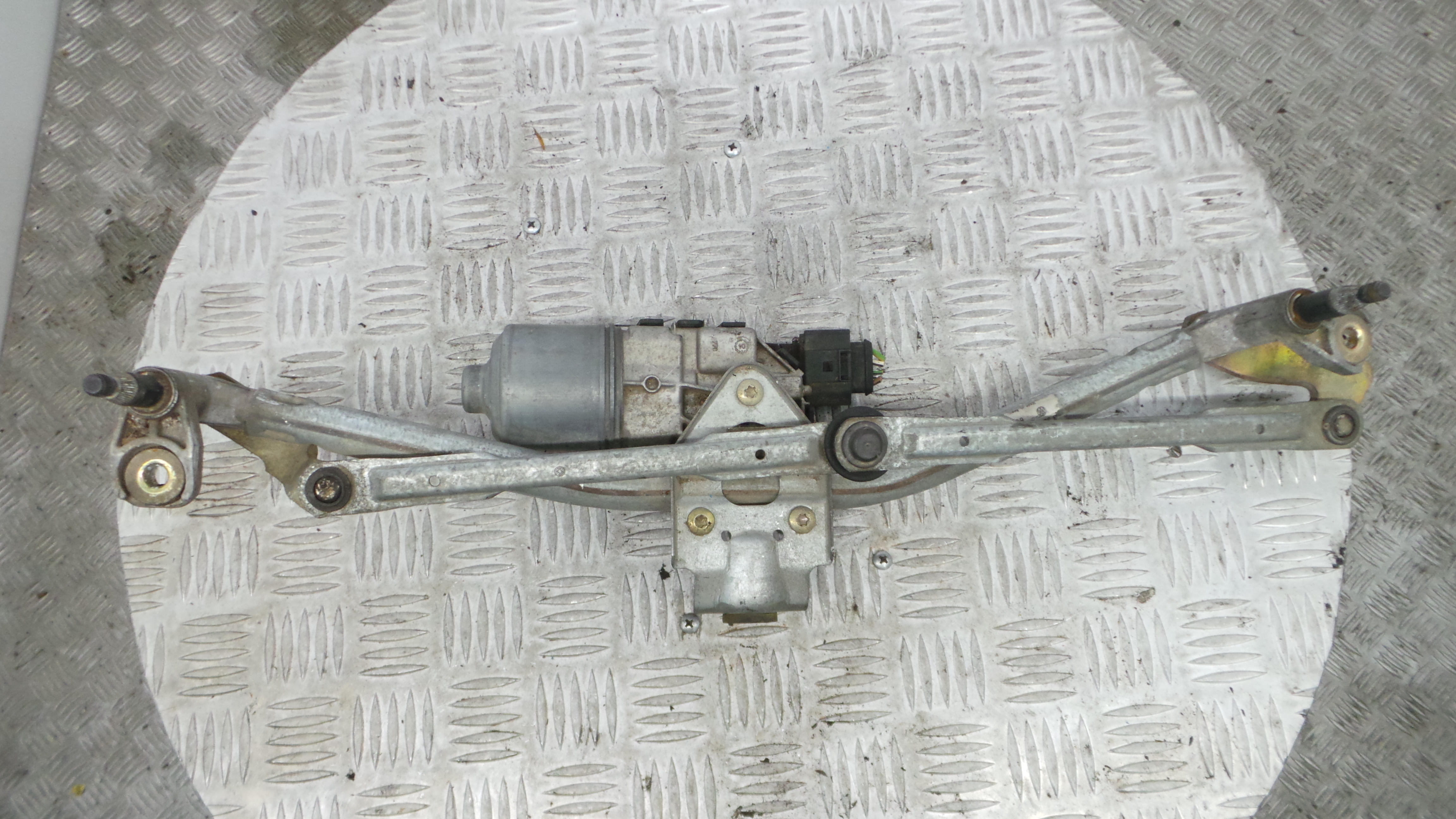 Motor Limpa Vidros Frente 6Q1955023E - VW POLO (9N_, 9A_)-36371204 Motor Limpa Vidros Frente 6Q1955023E - VW POLO (9N_, 9A_)-36371204