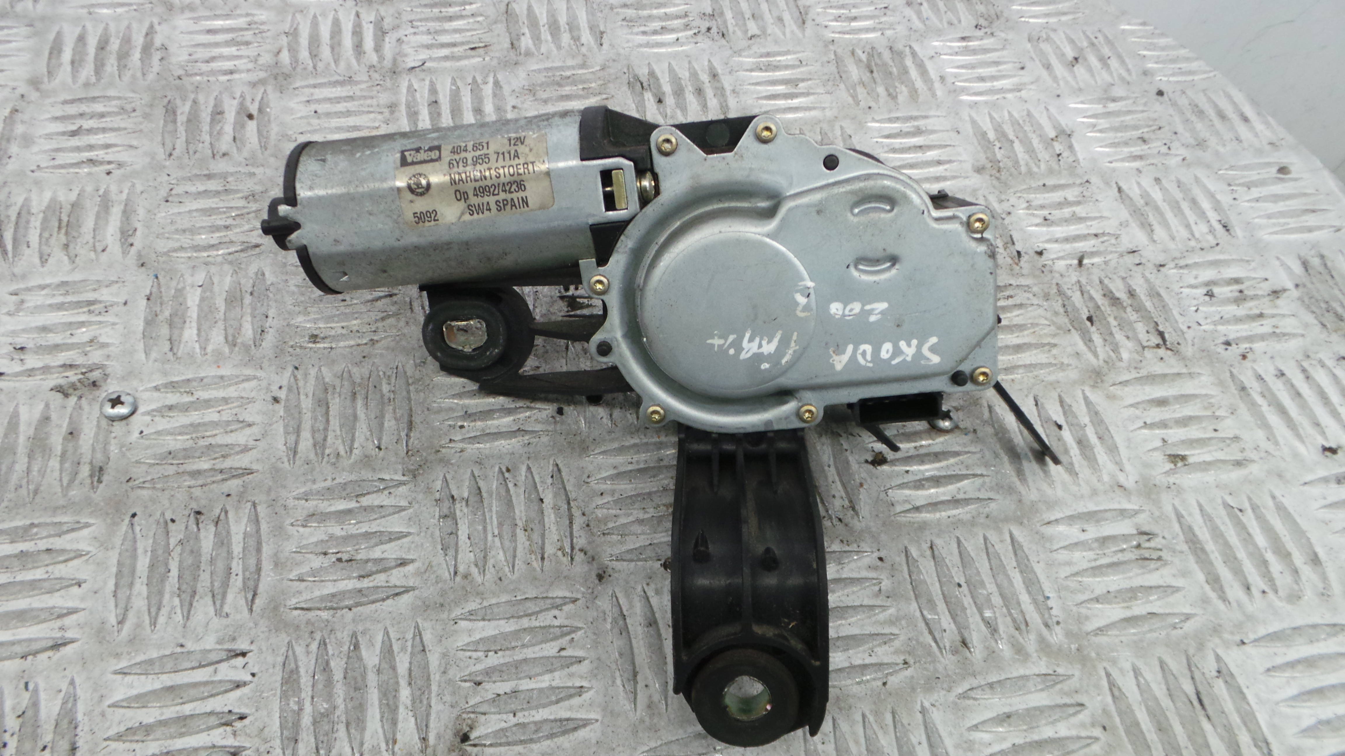 Motor Limpa Vidros Trás 6Y9955711A - SKODA FABIA I (6Y2)-36371530