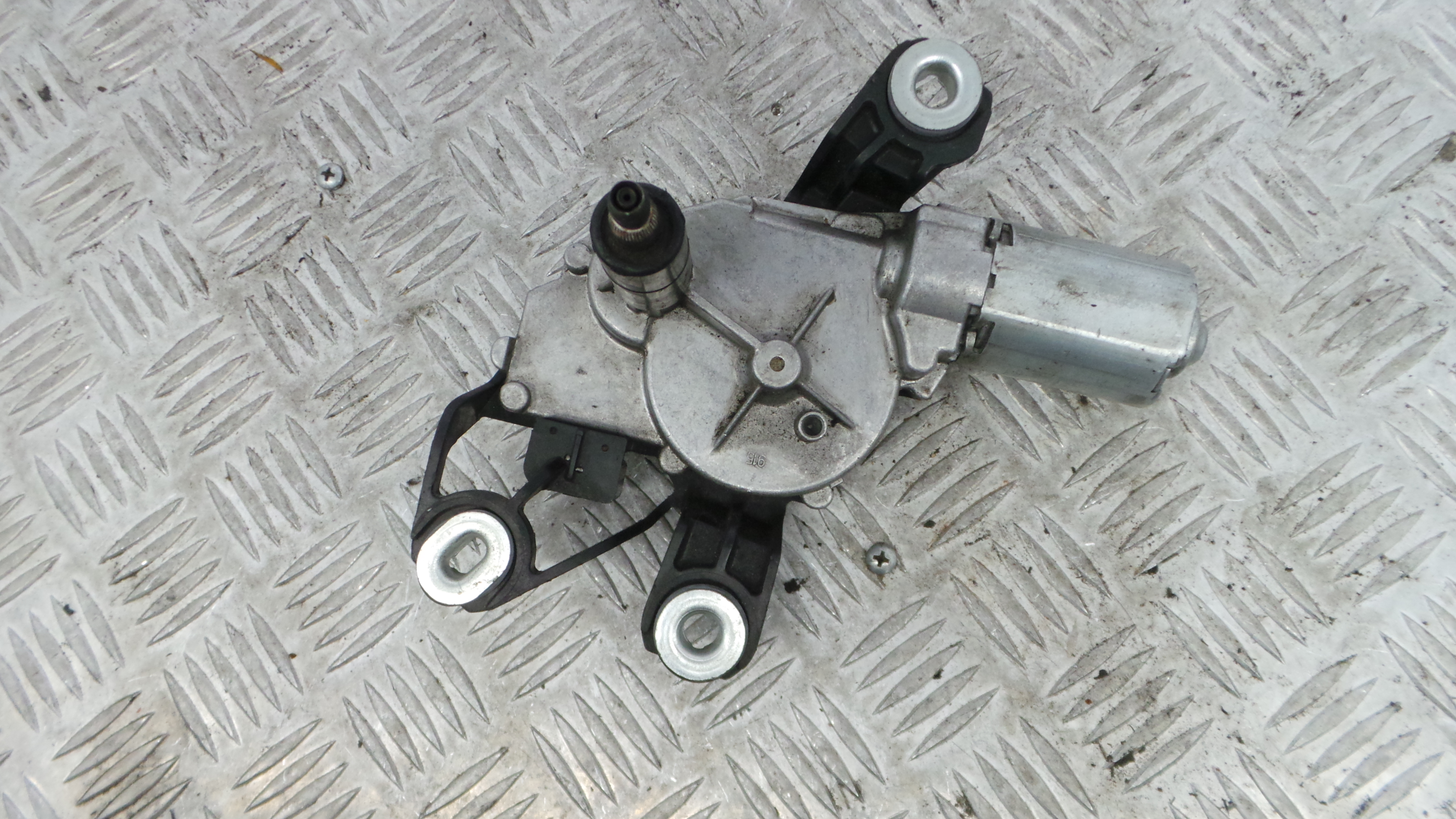 Motor Limpa Vidros Trás 1K6955711B - VW GOLF V (1K1)-36384656 Motor Limpa Vidros Trás 1K6955711B - VW GOLF V (1K1)-36384656