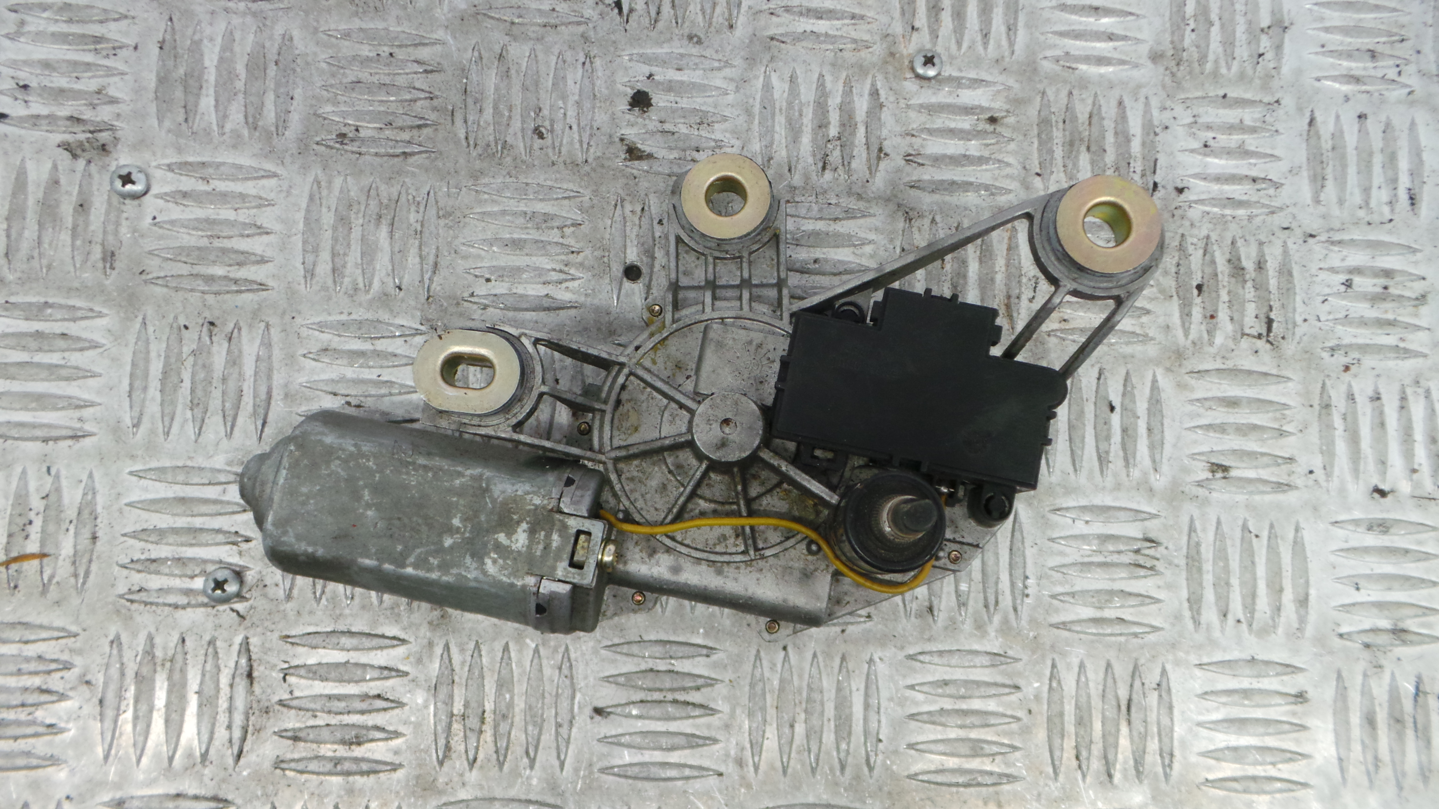 Motor Limpa Vidros Trás 1J6955711G - VW GOLF IV (1J1), GOLF Mk IV (1J1)-36384665 Motor Limpa Vidros Trás 1J6955711G - VW GOLF IV (1J1), GOLF Mk IV (1J1)-36384665