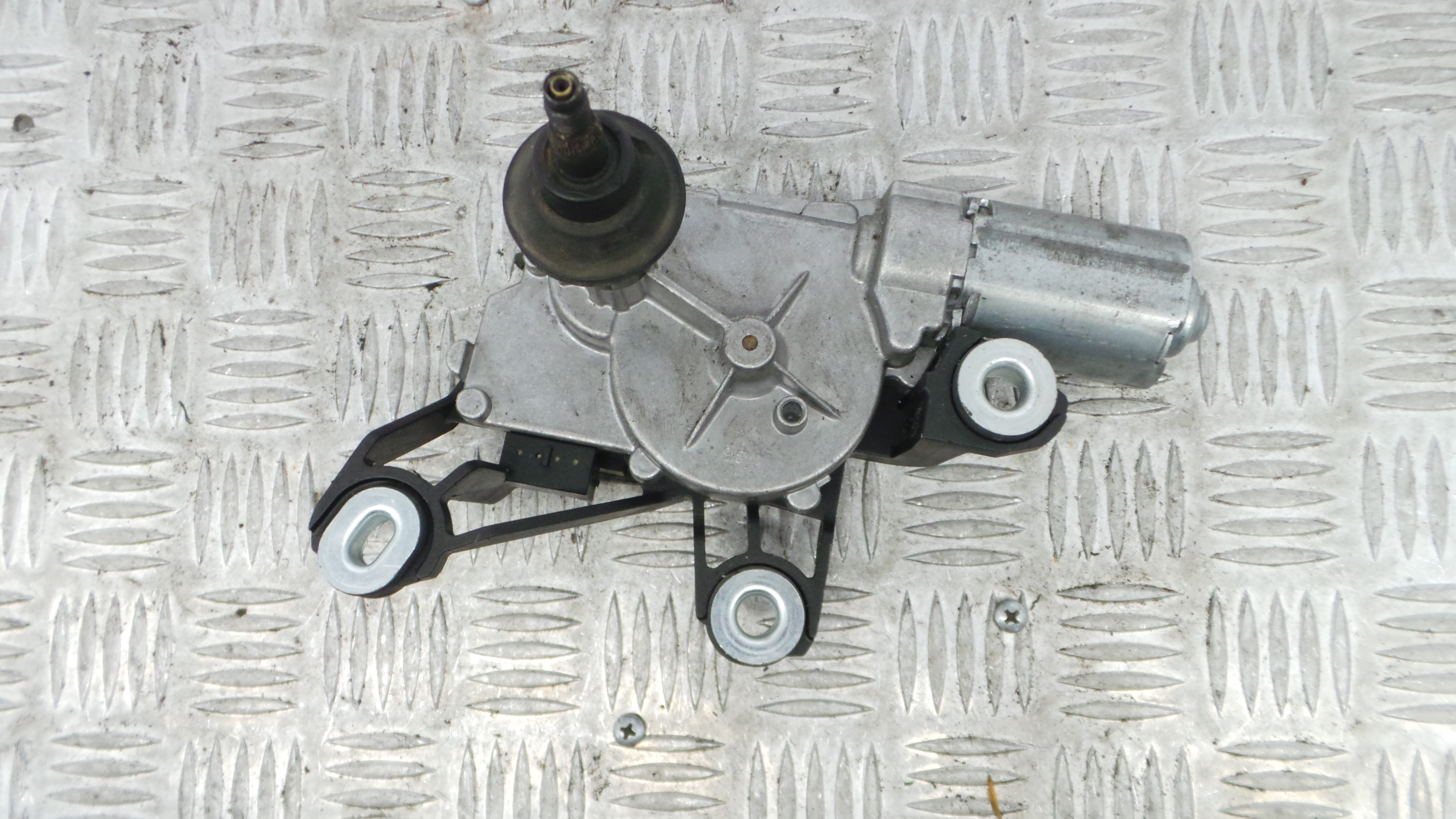 Motor Limpa Vidros Trás 6Q6955711A - VW POLO (9N_, 9A_)-36384674 Motor Limpa Vidros Trás 6Q6955711A - VW POLO (9N_, 9A_)-36384674