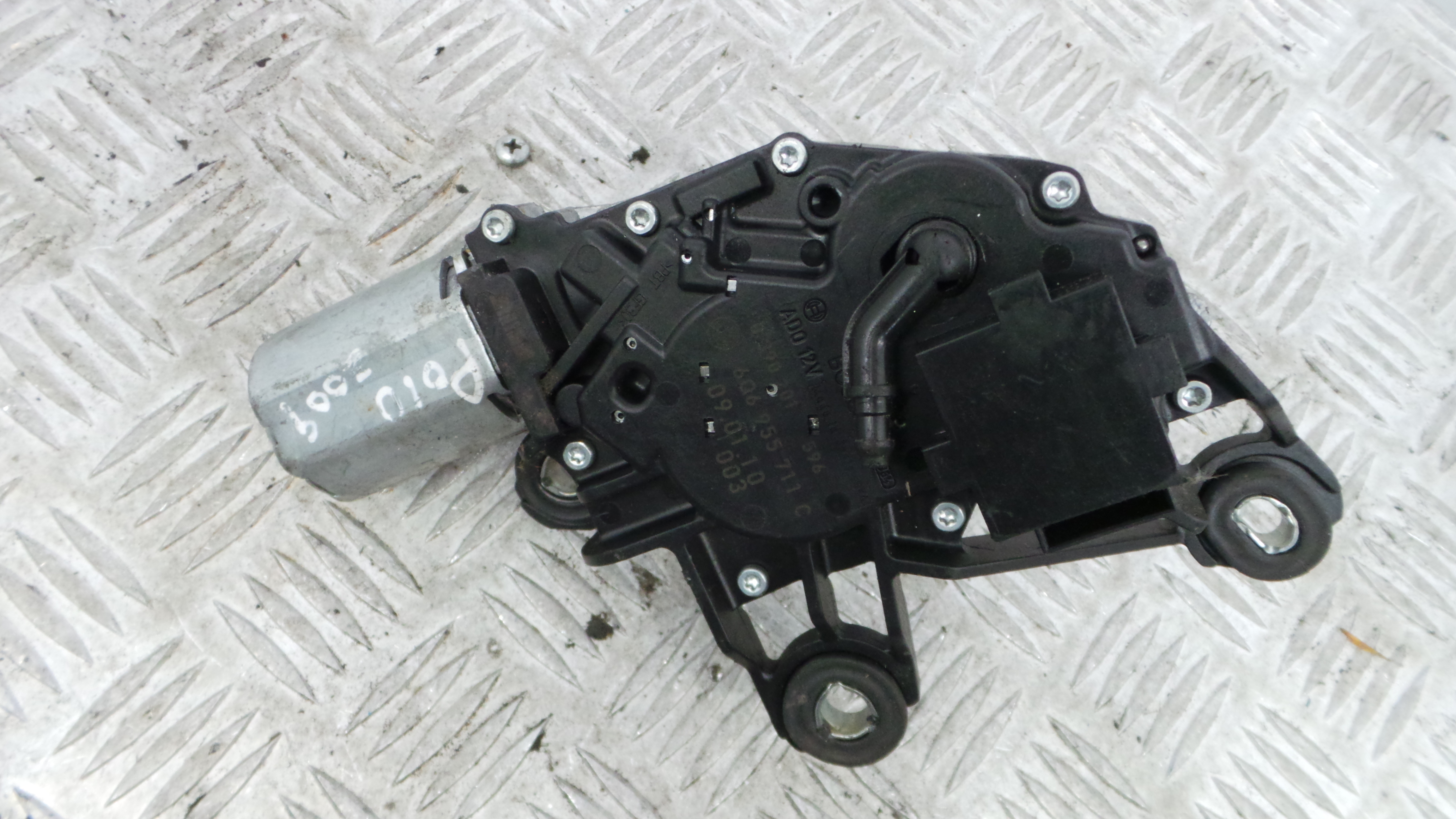 Motor Limpa Vidros Trás 6Q6955711C - VW POLO V (6R1, 6C1)-36384683