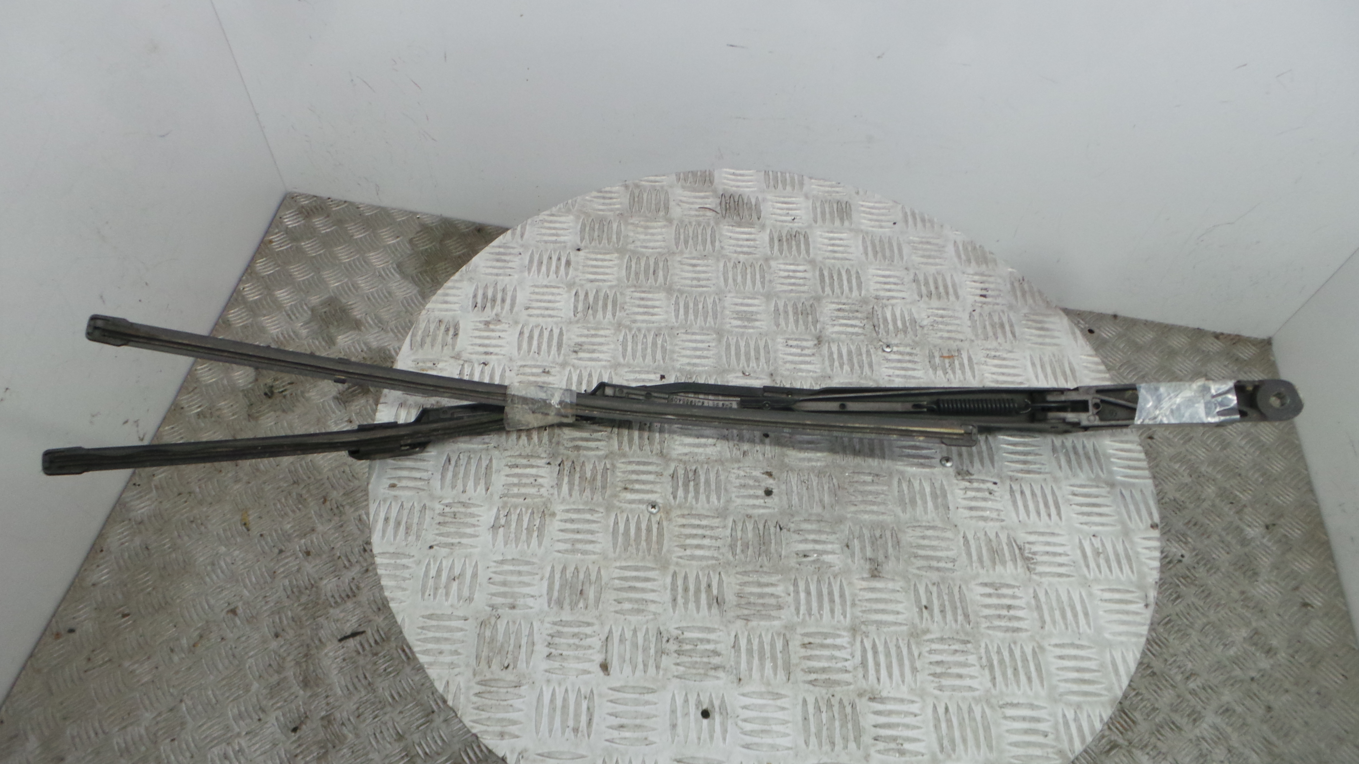 Braço Do Limpa-vidros 6J1955409 - SEAT IBIZA IV (6J5, 6P1), IBIZA Mk IV (6J5, 6P1)-36385380