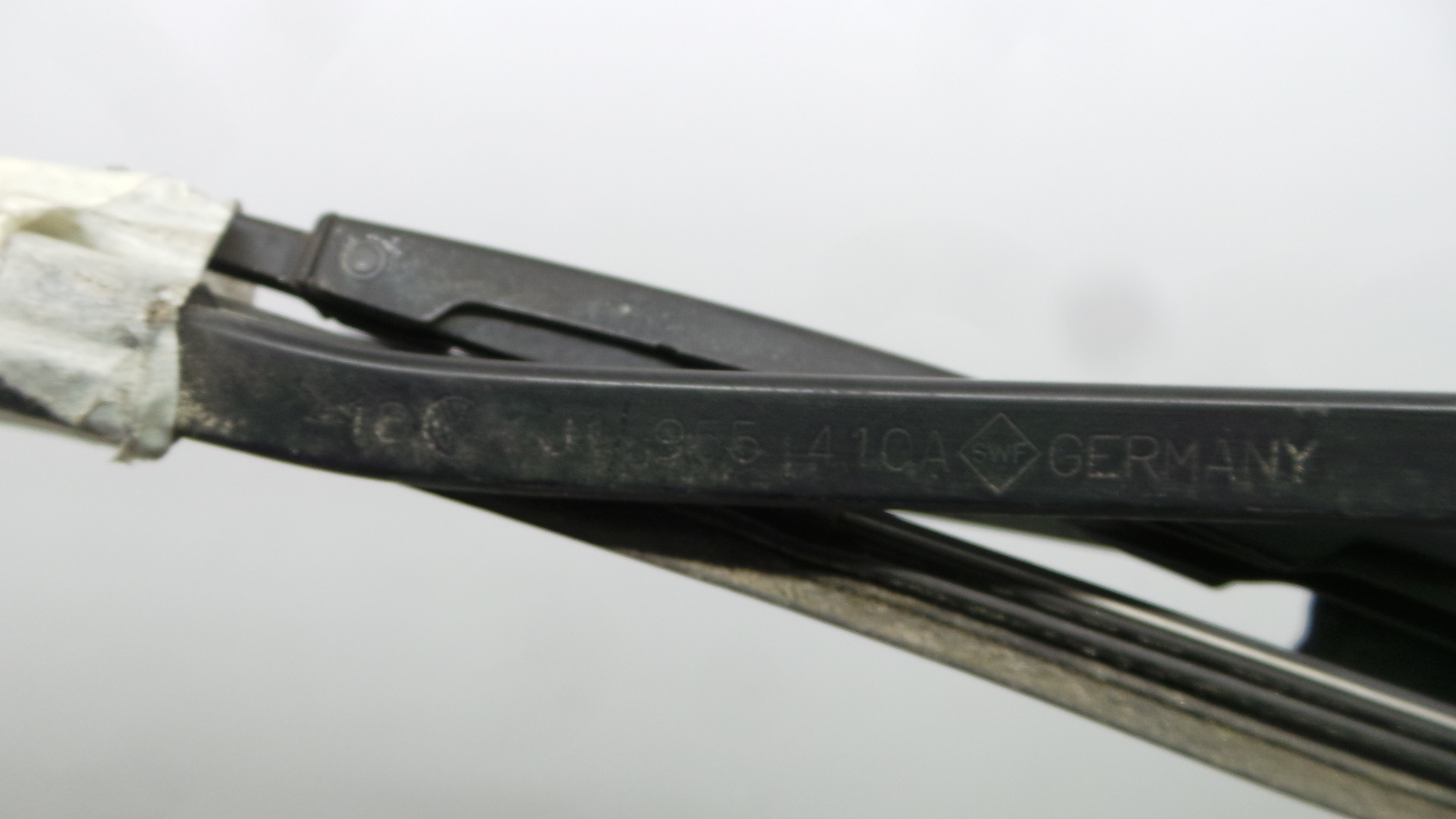 Braço Do Limpa-vidros 1J1955410A - AUDI A3 (8L1)-36385392