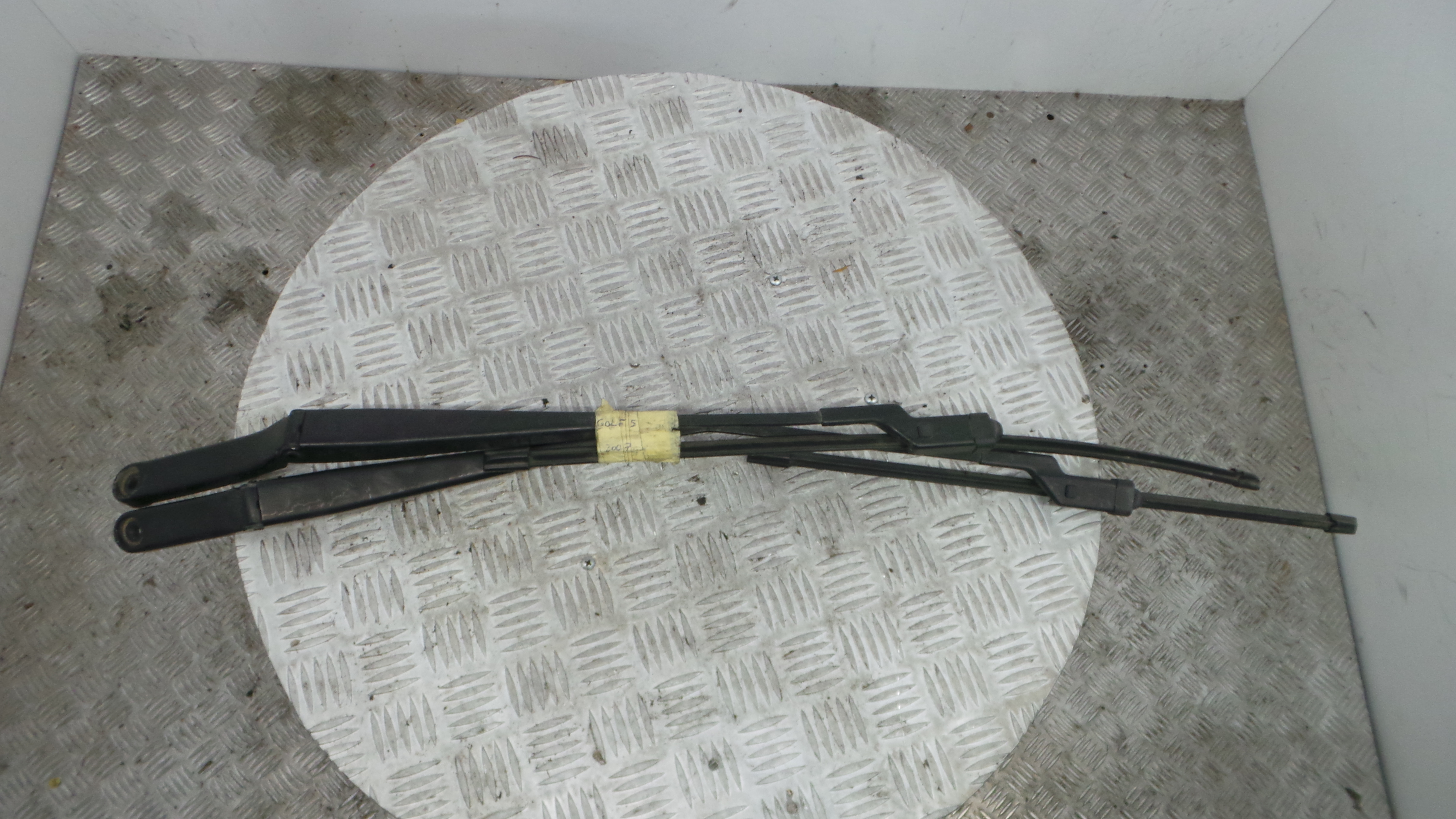 Braço Do Limpa-vidros 1Q1955410 - VW GOLF V (1K1)-36385403