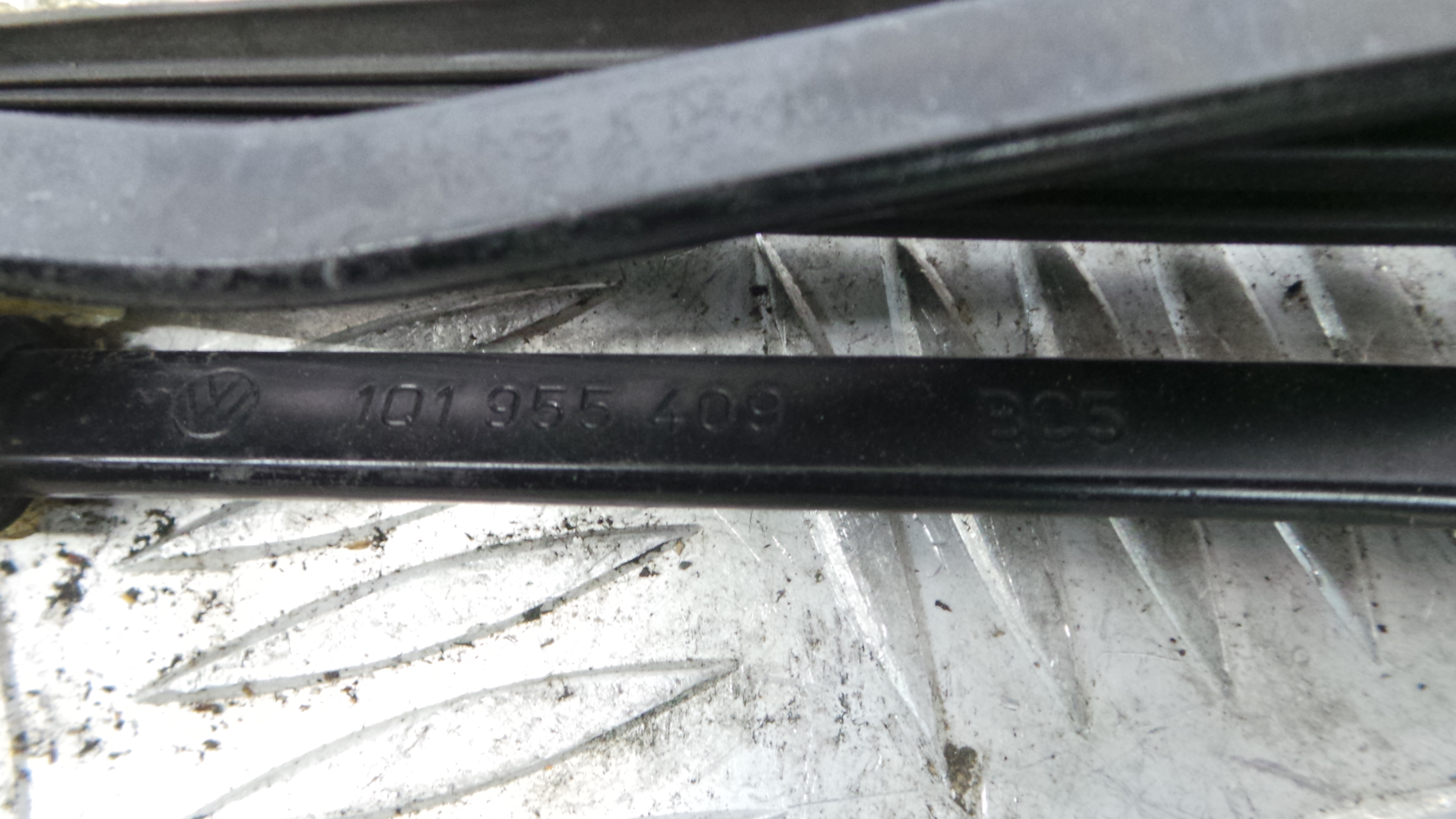 Braço Do Limpa-vidros 1Q1955410 - VW GOLF V (1K1)-36385403