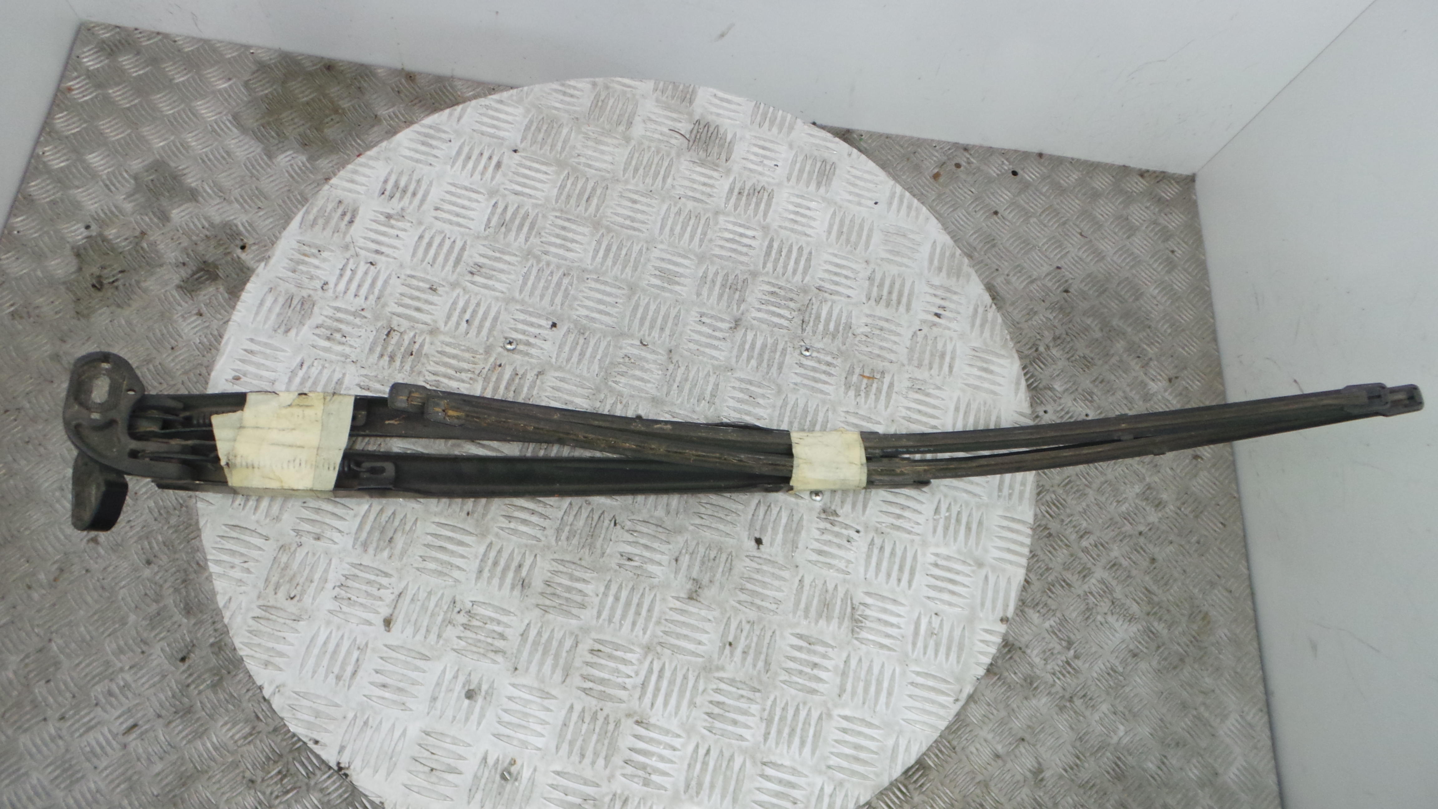 Braço Do Limpa-vidros 1P0955409A - SEAT LEON (1P1)-36385415