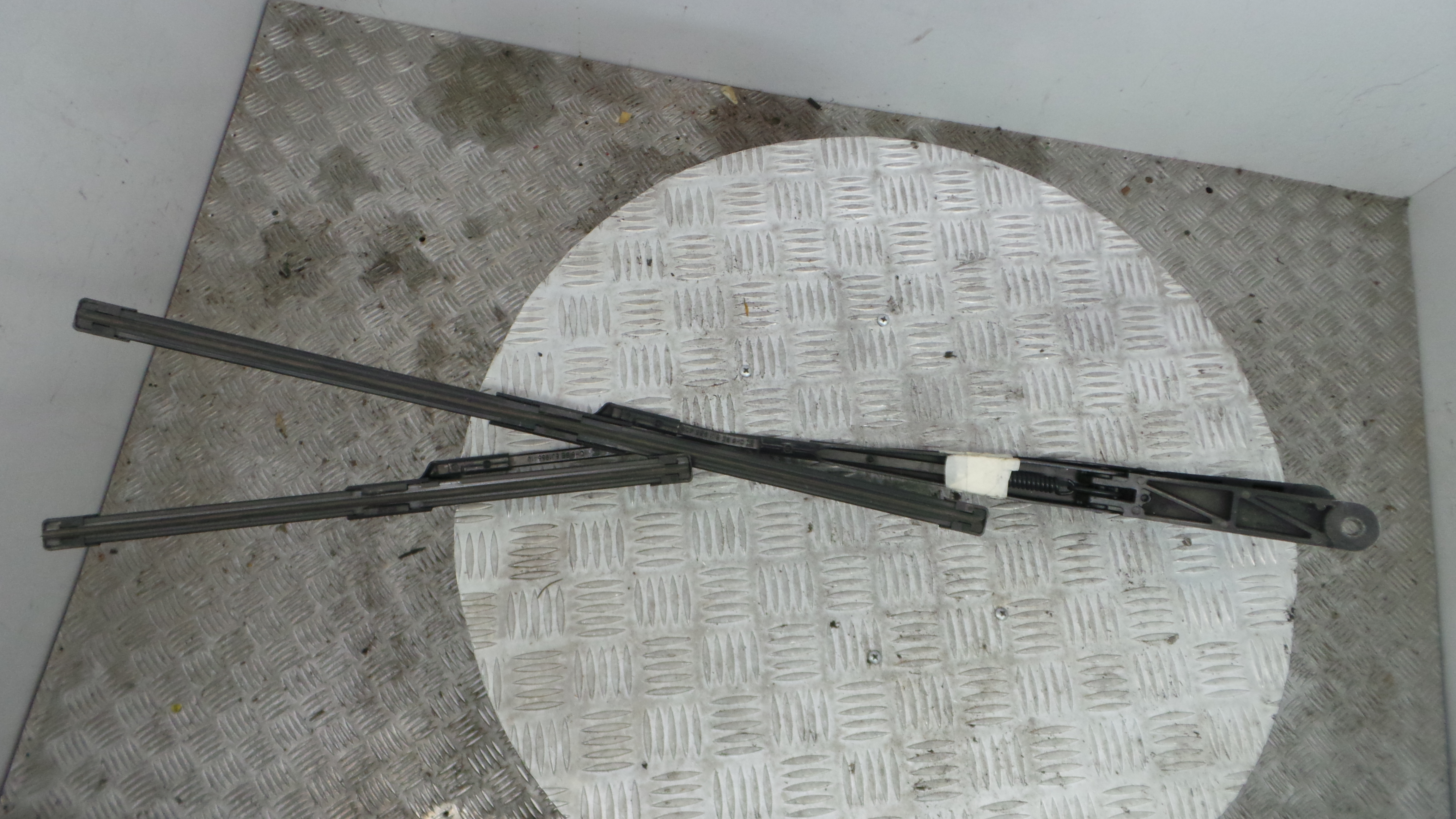 Braço Do Limpa-vidros 6J1955409 - SEAT IBIZA IV (6J5, 6P1), IBIZA Mk IV (6J5, 6P1)-36385502