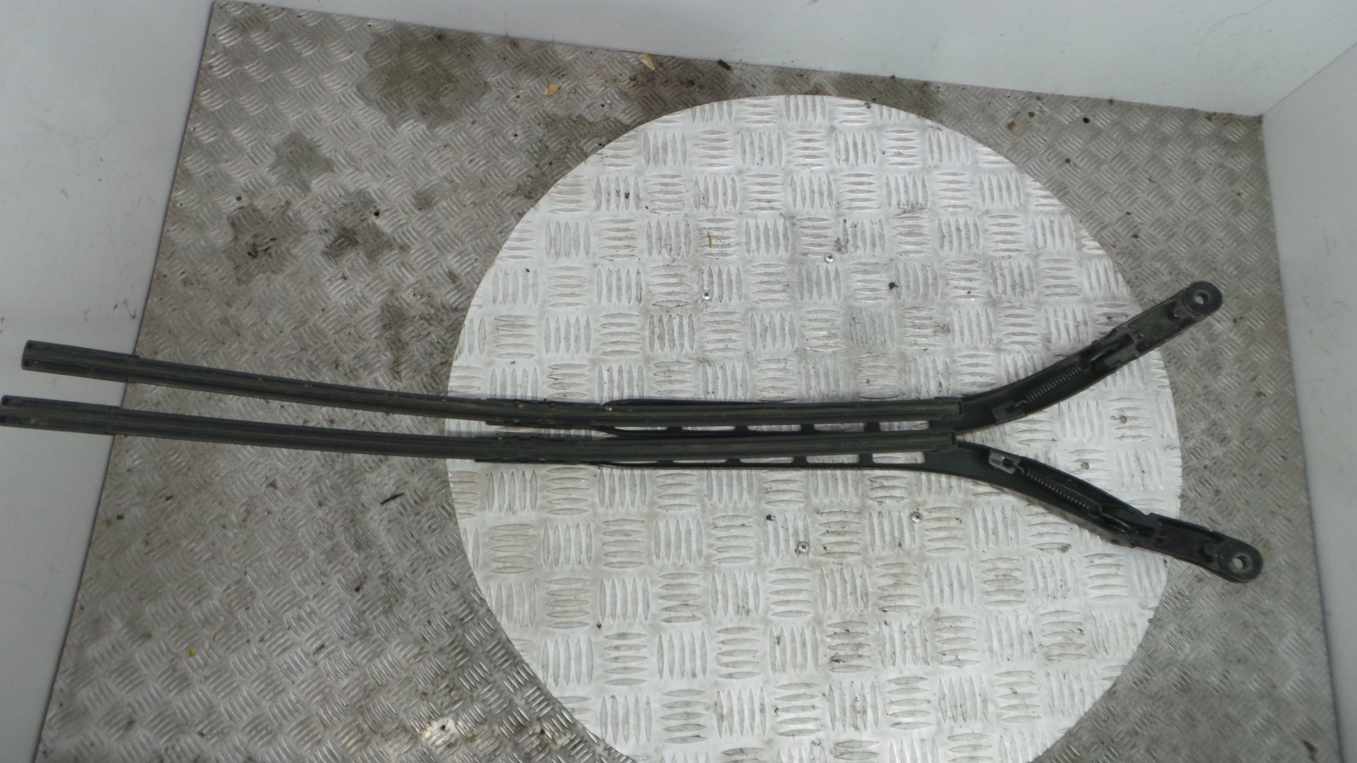 Braço Do Limpa-vidros 5P0955410B - SEAT ALTEA (5P1)-36385510