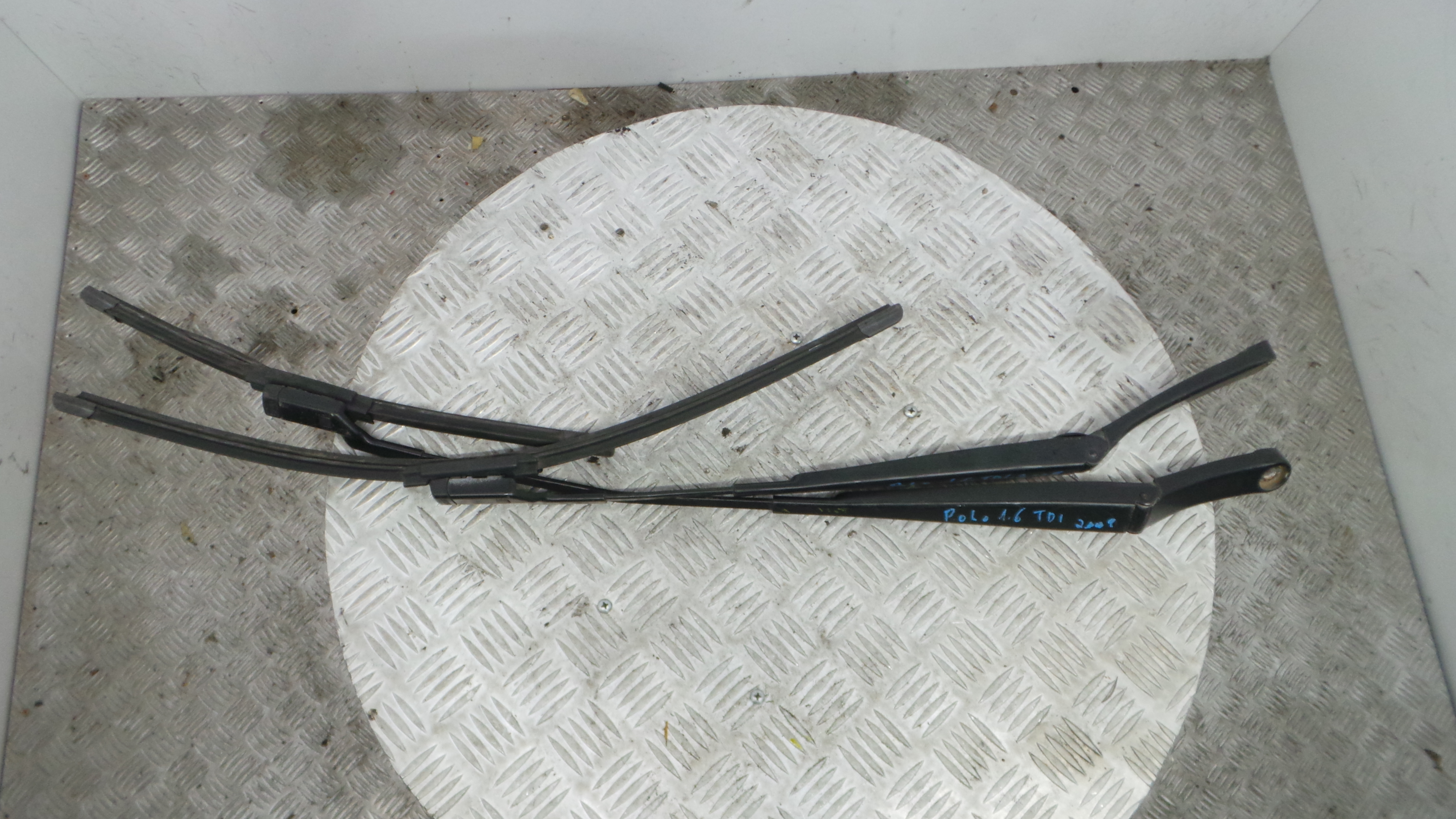 Braço Do Limpa-vidros 6R1955410A - VW POLO V (6R1, 6C1)-36385522