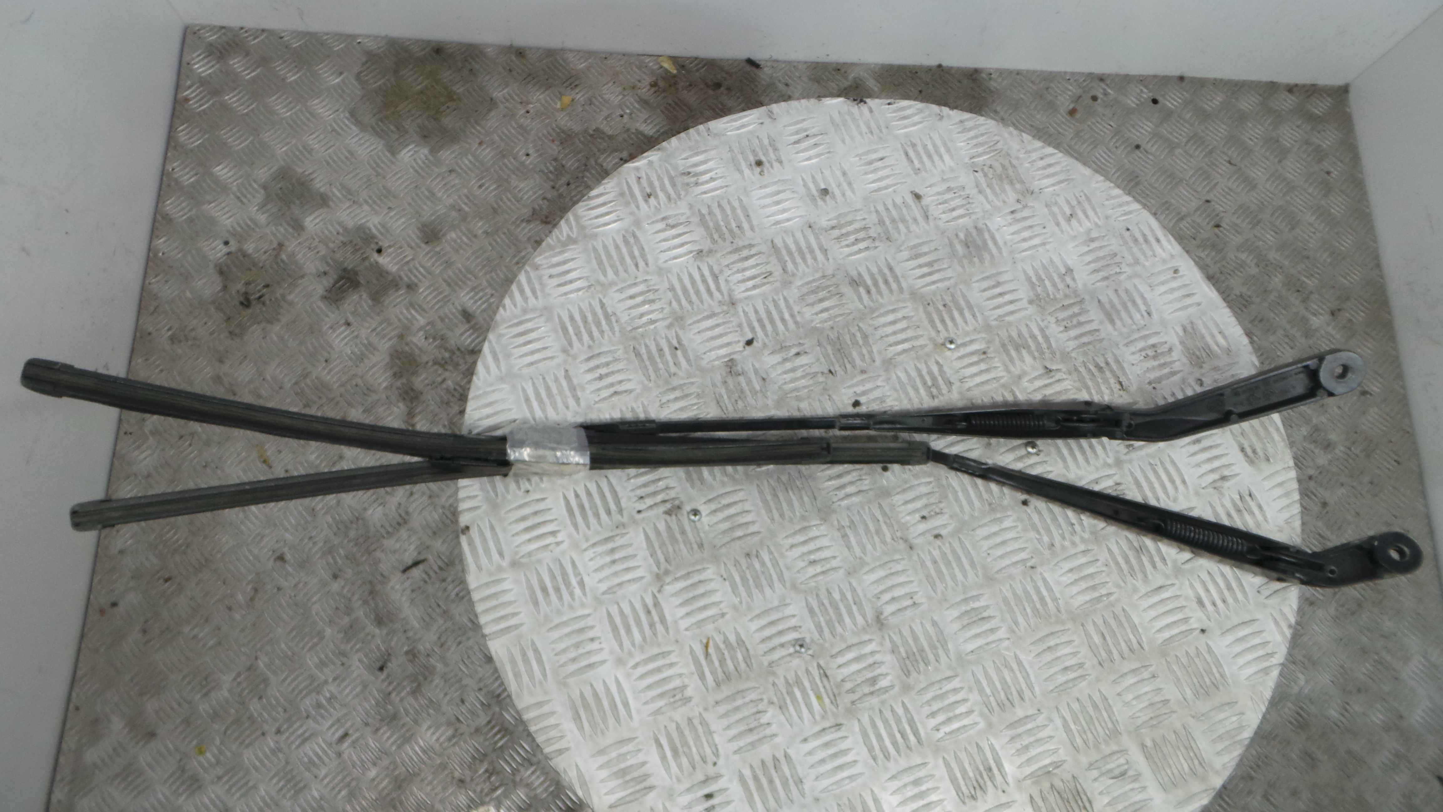 Braço Do Limpa-vidros 6Q1955409C - VW POLO (9N_, 9A_)-36385530